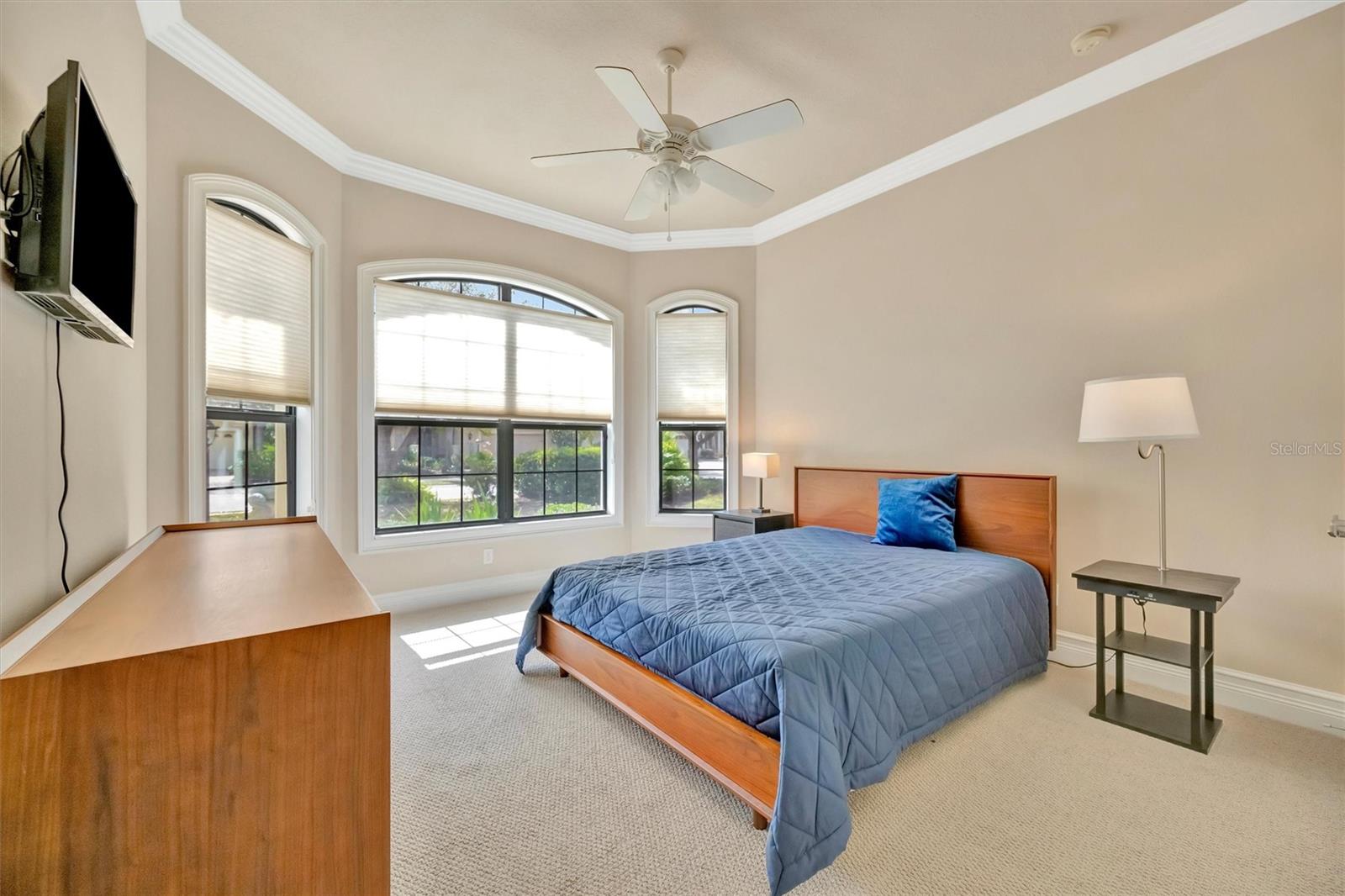 Image 4 of 32 For 15407 Helmsdale Place