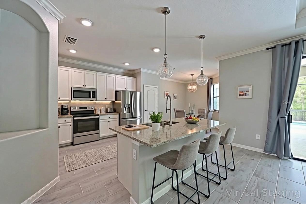 Image 5 of 46 For 706 Acacia Court