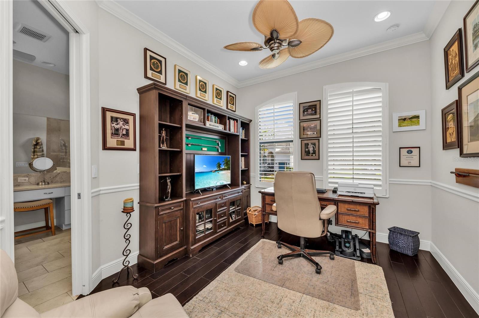 Image 35 of 57 For 6224 Signature Pointe Lane