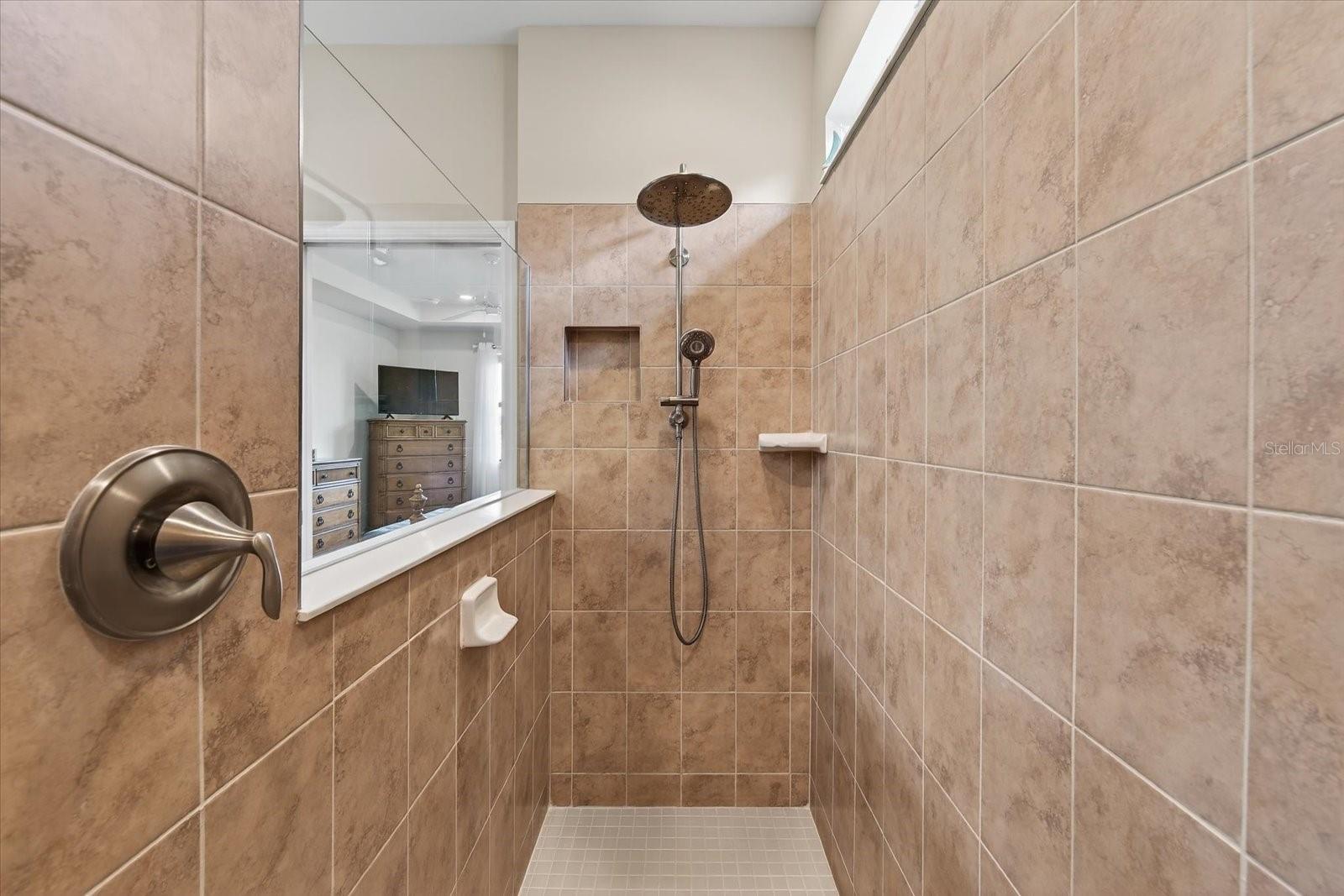 Image 25 of 95 For 17905 Manchester Place