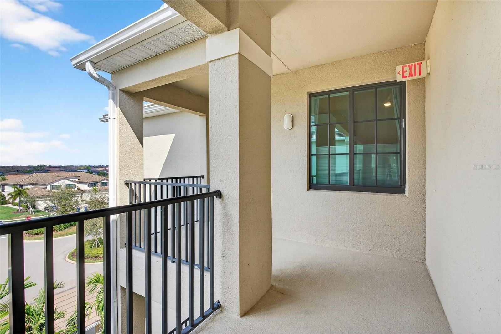 Image 2 of 68 For 17520 Gawthrop Drive 401