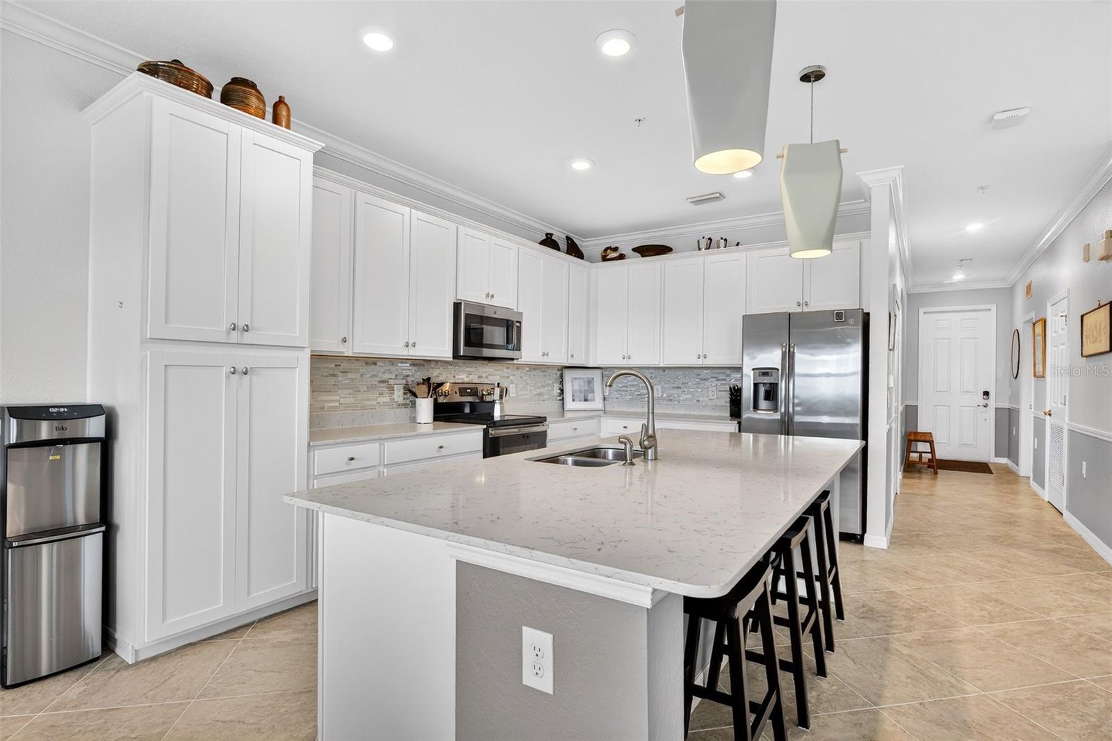 Image 21 of 68 For 17520 Gawthrop Drive 401