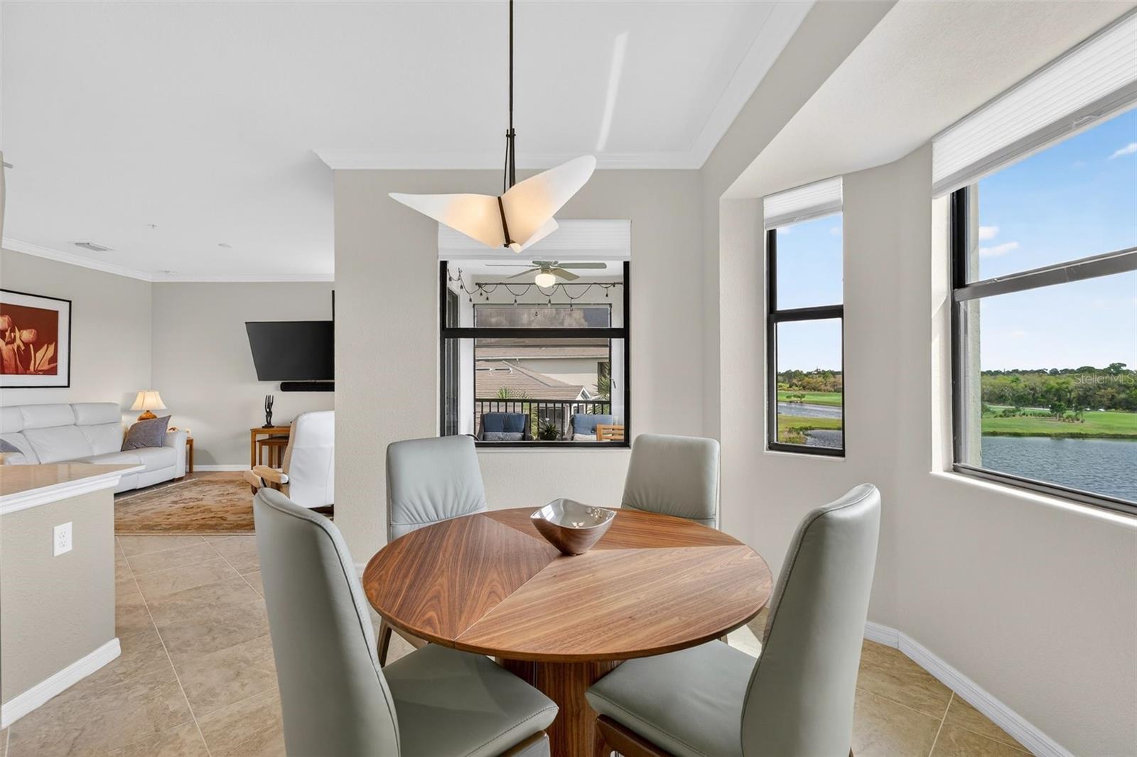 Image 27 of 68 For 17520 Gawthrop Drive 401