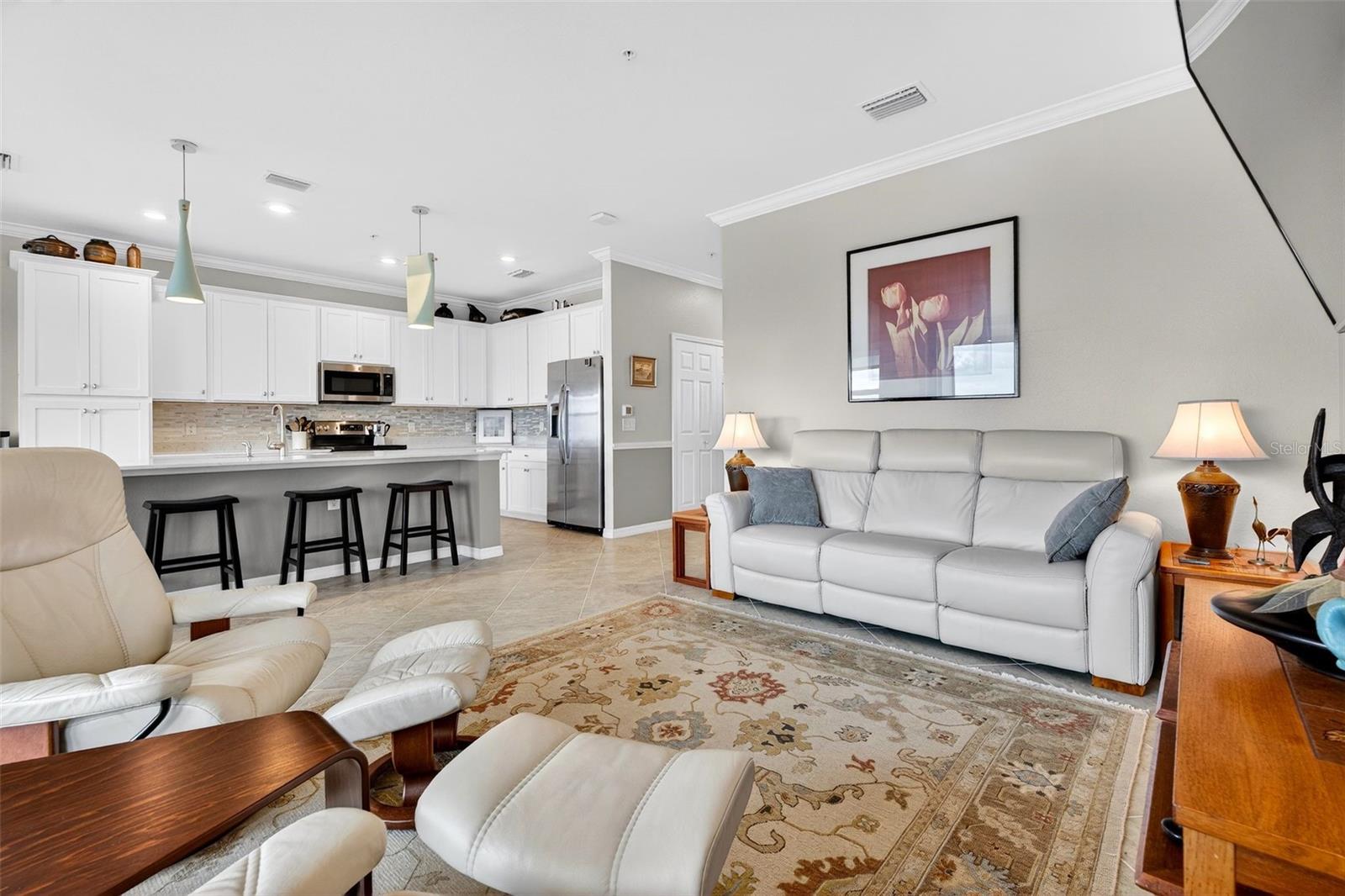 Image 33 of 68 For 17520 Gawthrop Drive 401