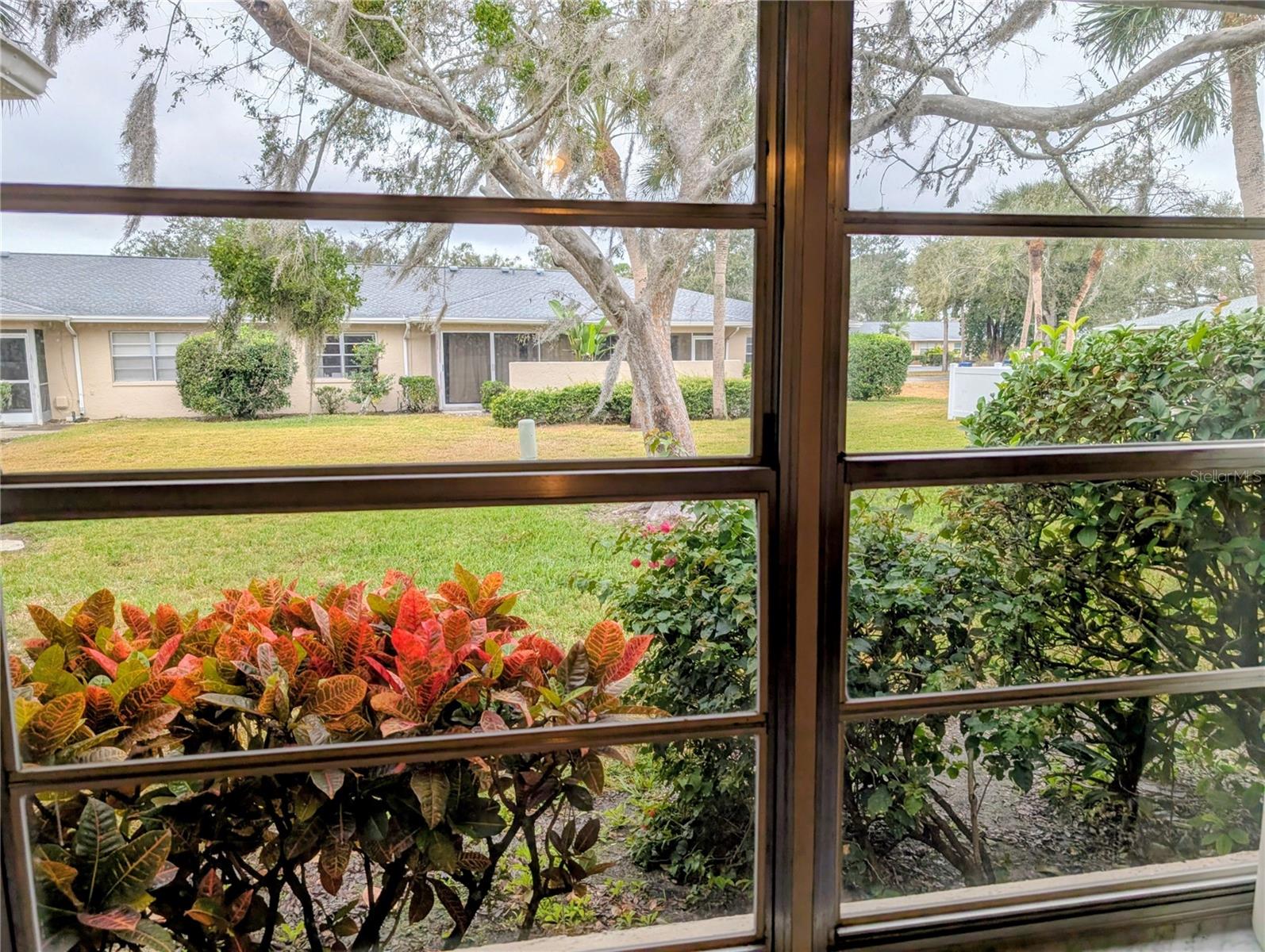 Image 17 of 22 For 6896 Country Club Lane 148