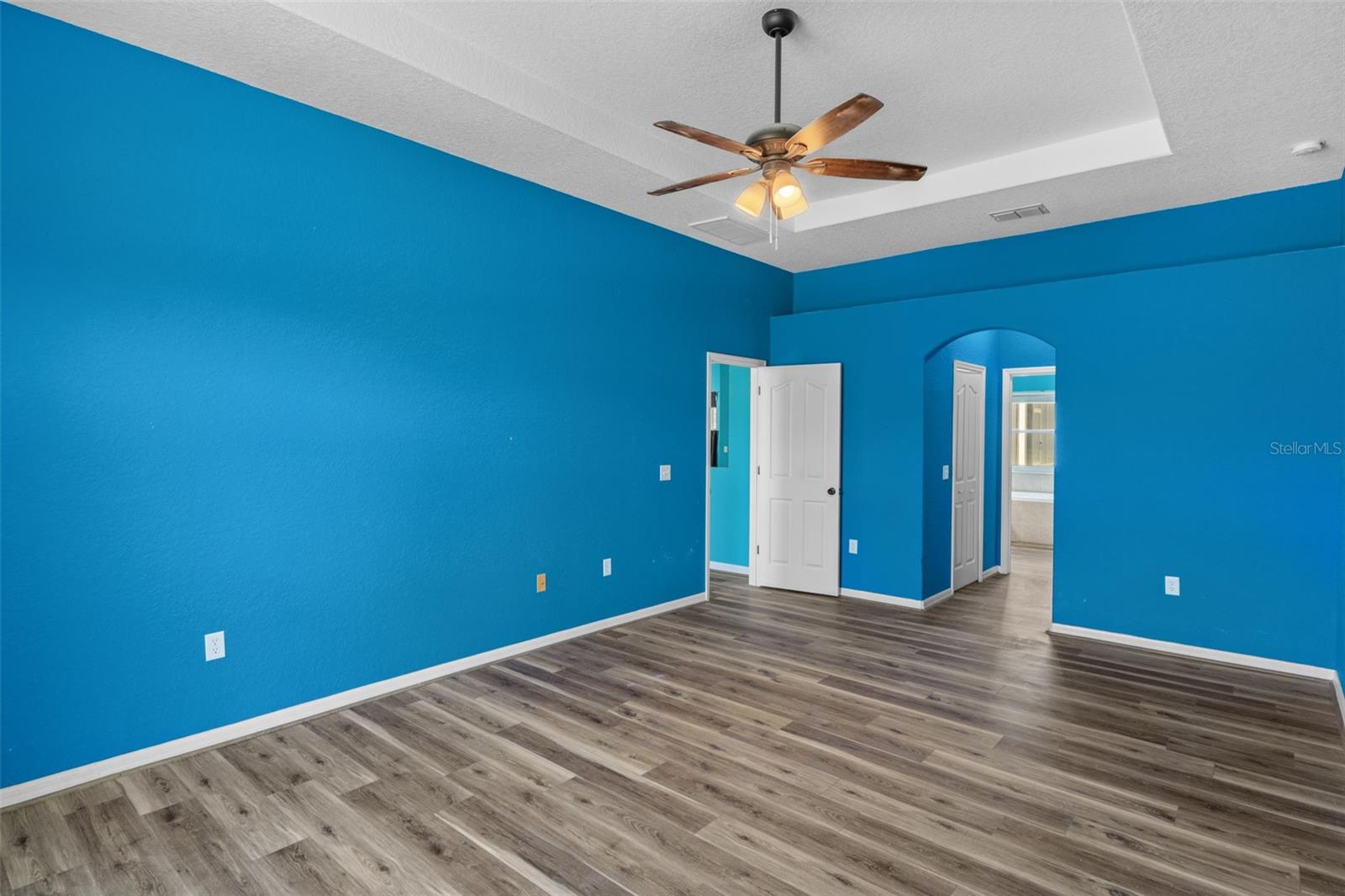 Image 25 of 49 For 17478 Maberly Road