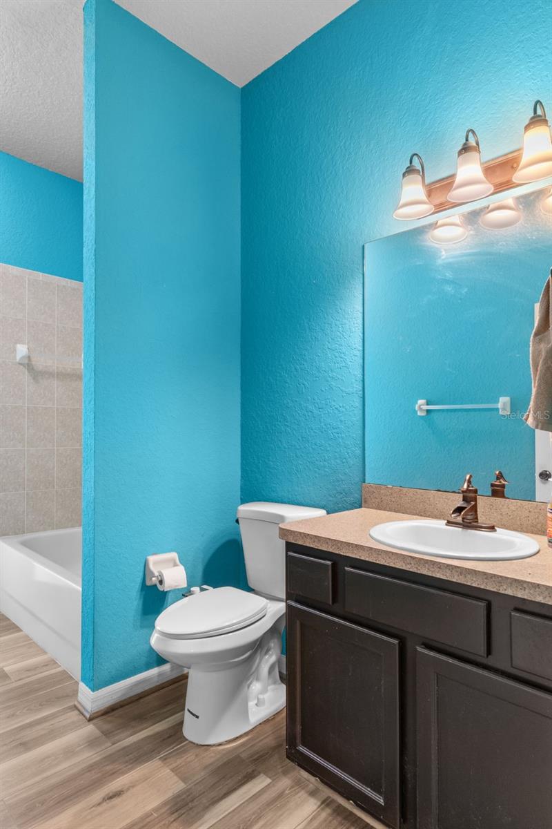 Image 36 of 49 For 17478 Maberly Road