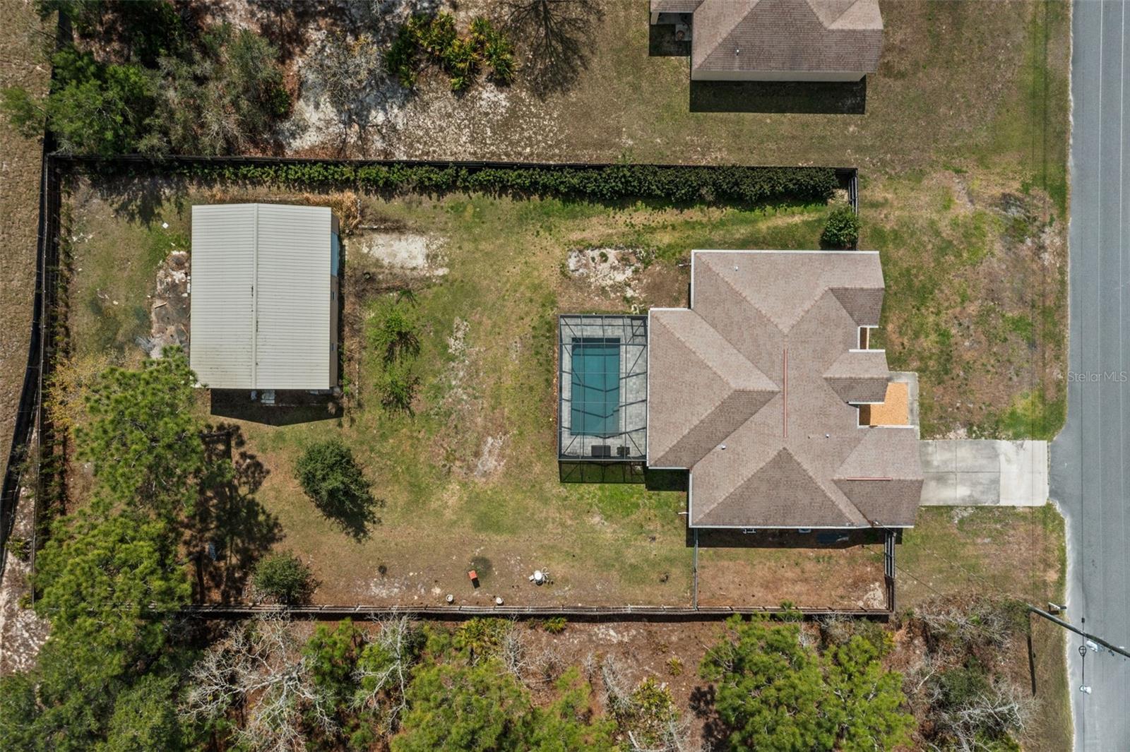 Image 4 of 49 For 17478 Maberly Road