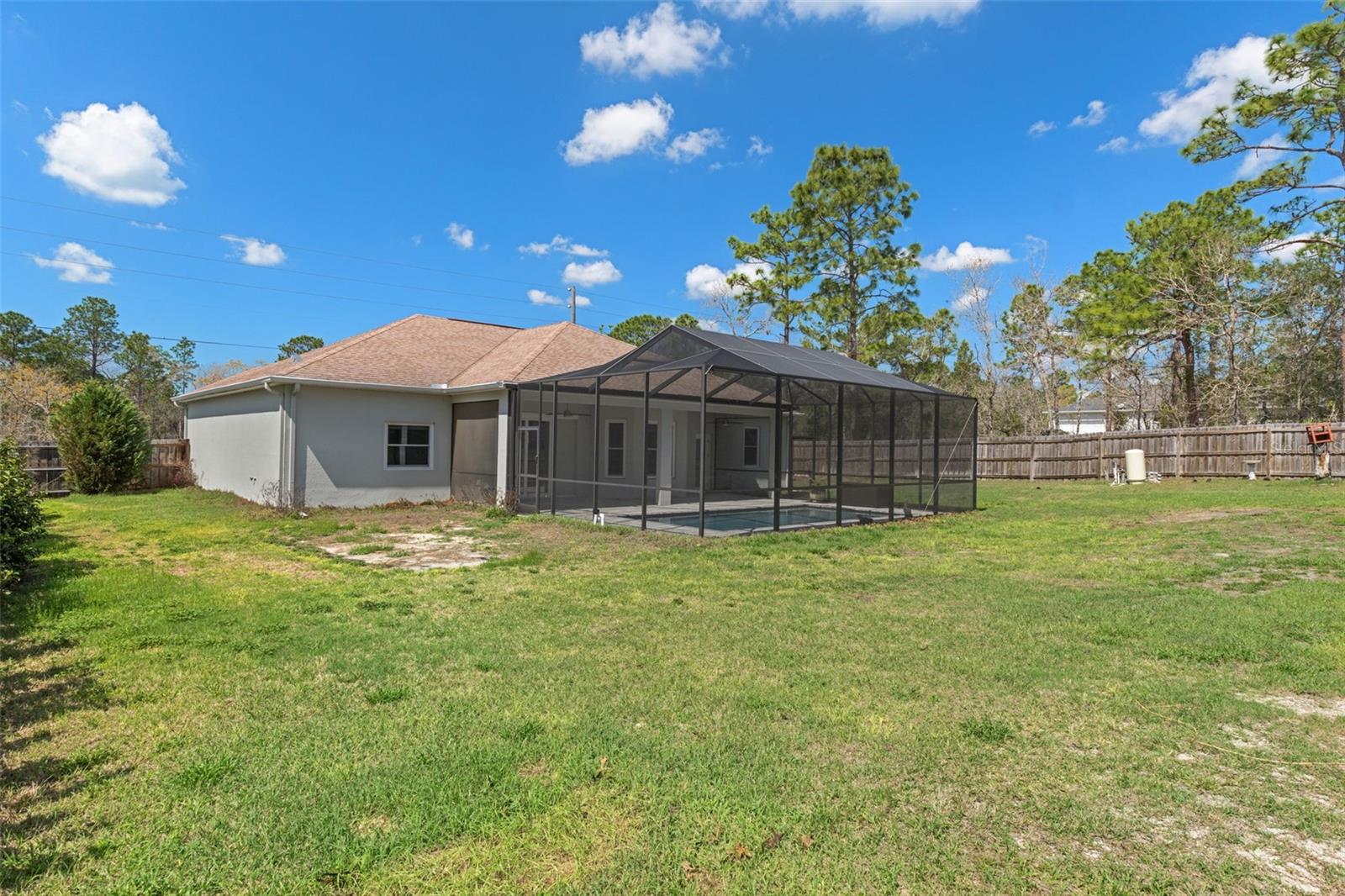 Image 41 of 49 For 17478 Maberly Road