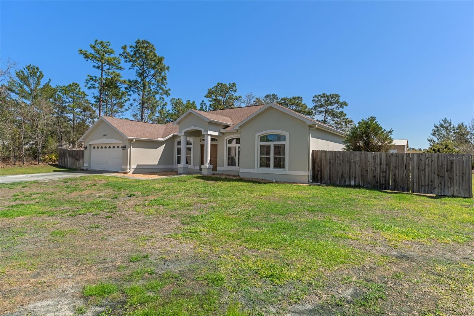 Image 5 of 49 For 17478 Maberly Road