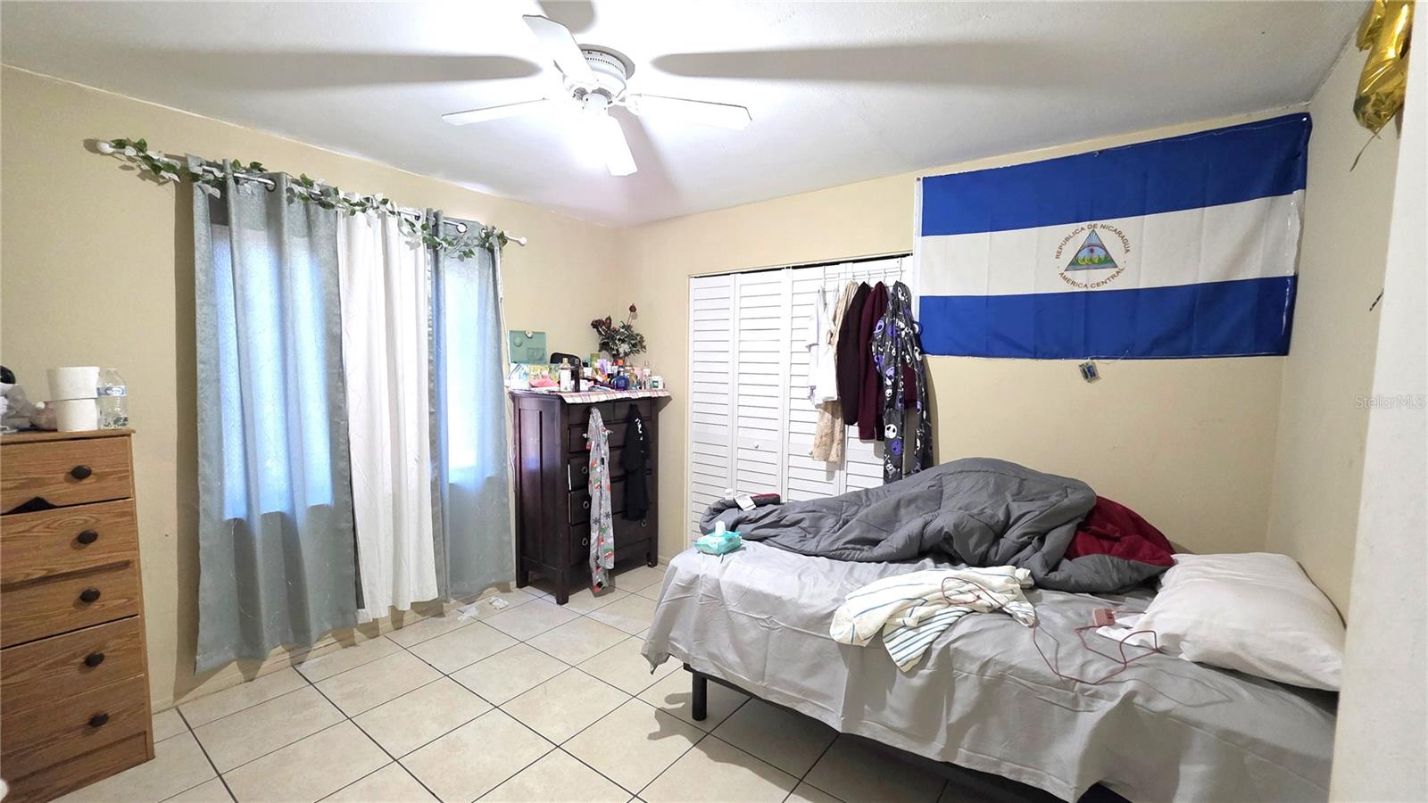 Image 6 of 14 For 208 58th Avenue E