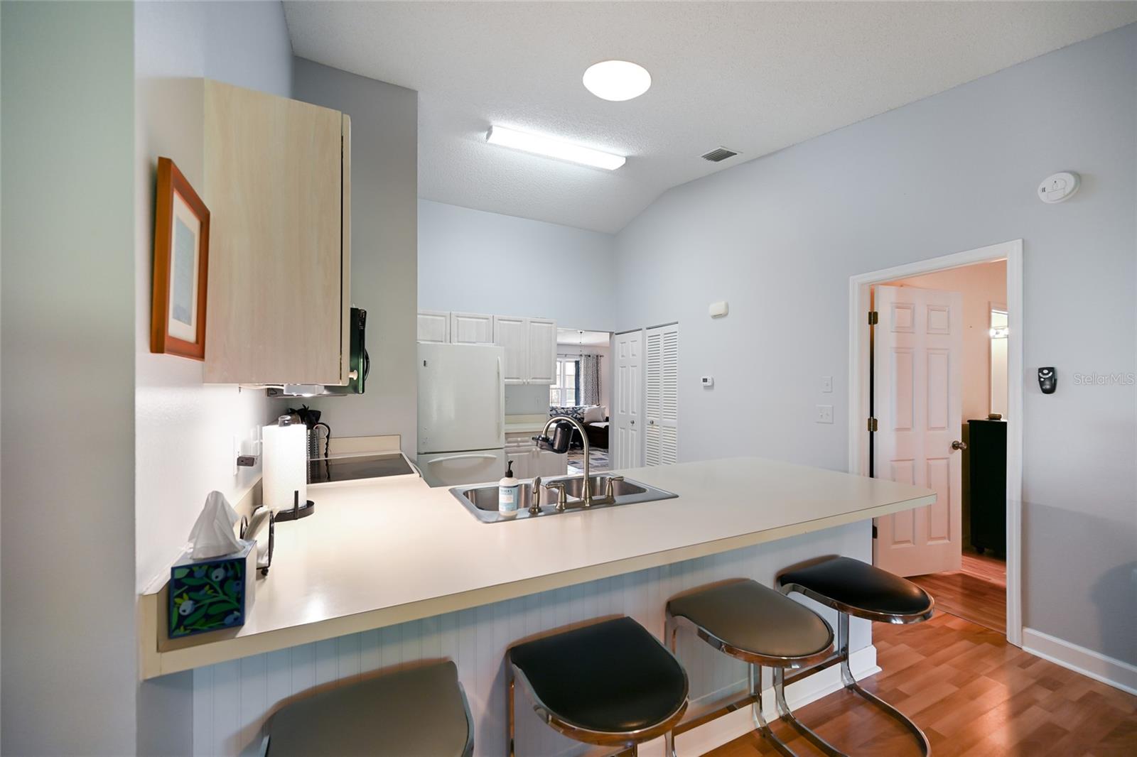 Image 13 of 33 For 3949 38th Street W