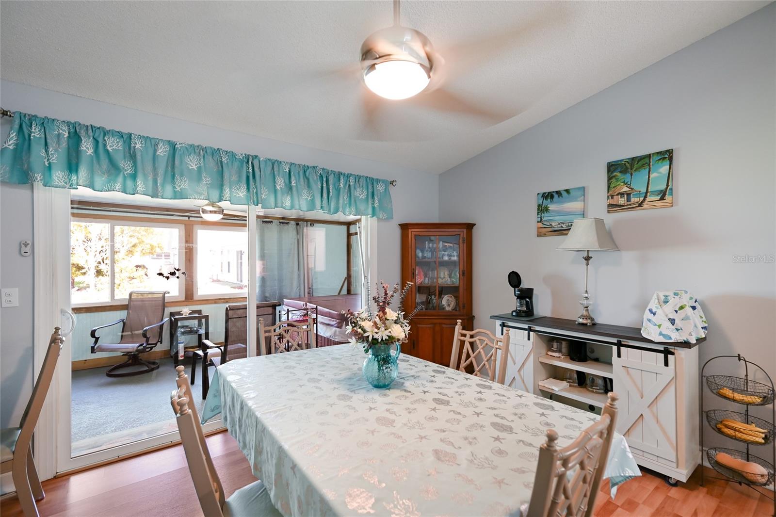 Image 14 of 33 For 3949 38th Street W