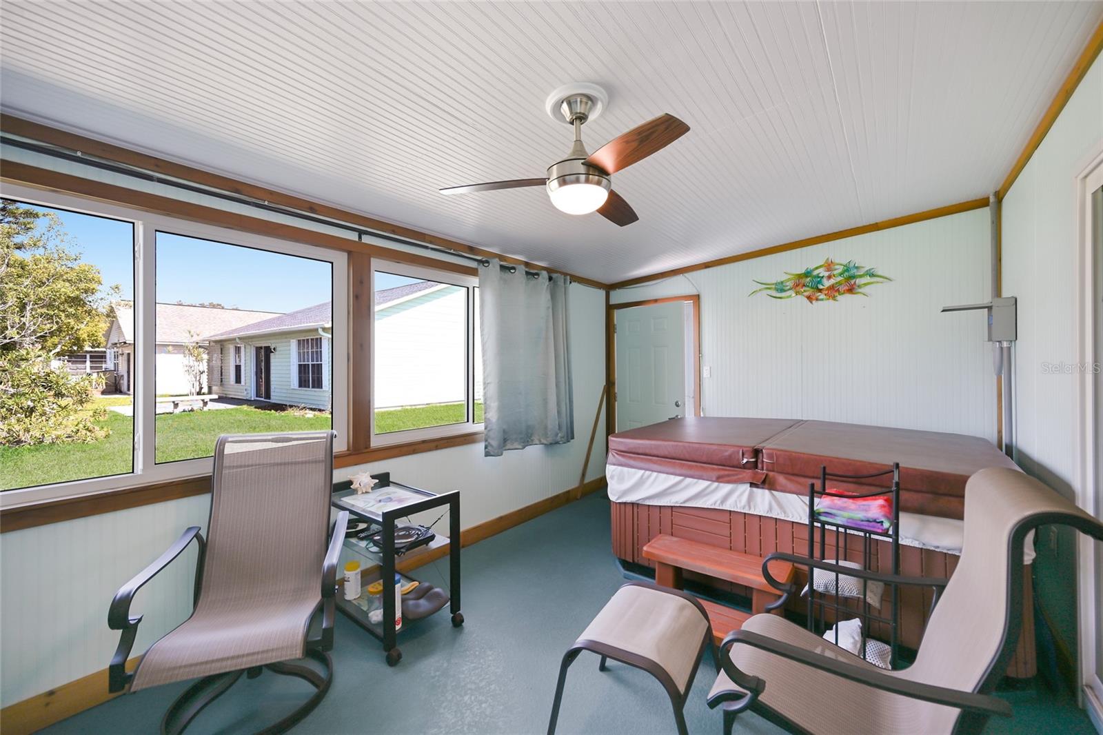 Image 27 of 33 For 3949 38th Street W