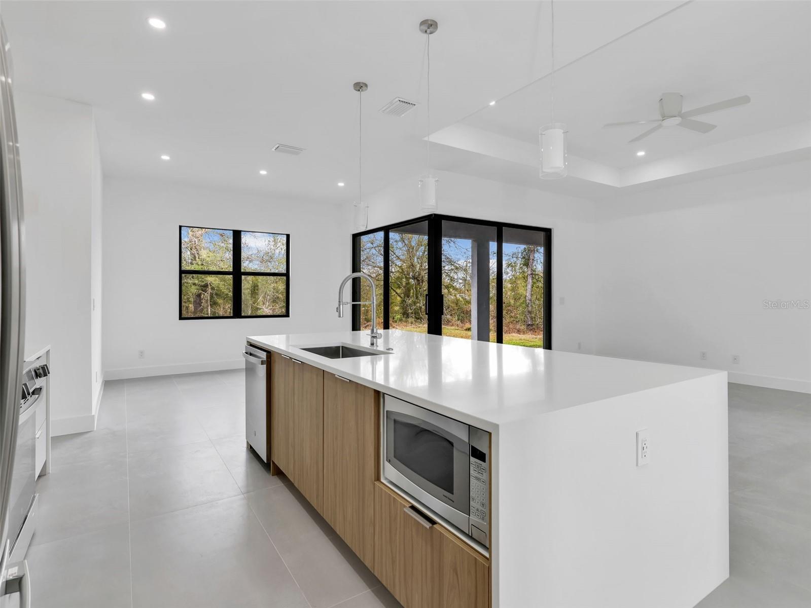 Image 17 of 42 For 6192 Kambach Street