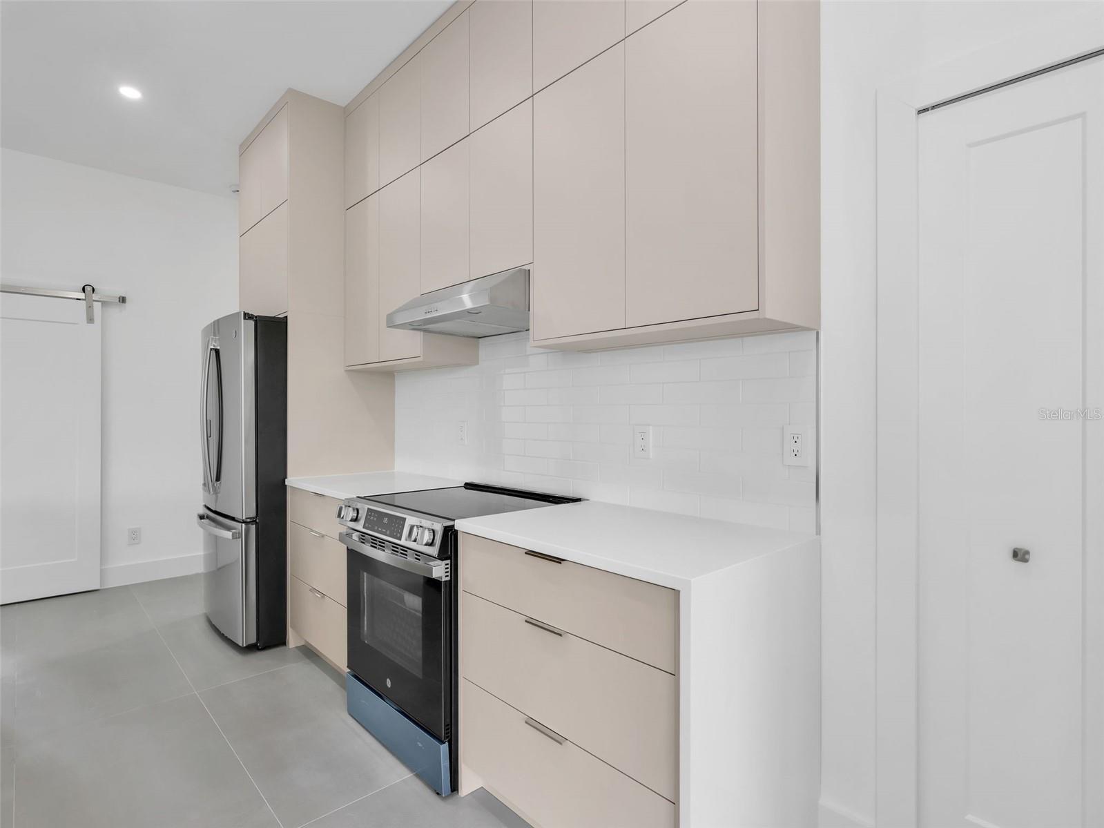 Image 18 of 42 For 6192 Kambach Street