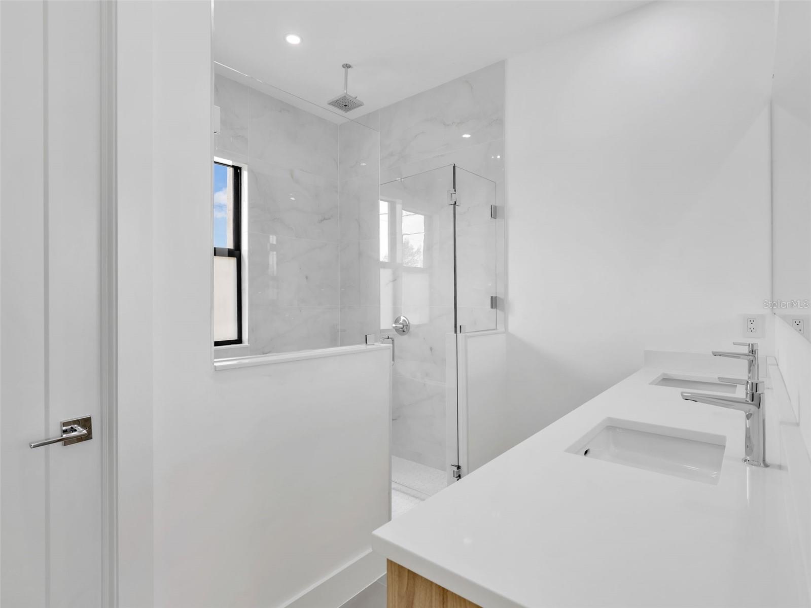 Image 28 of 42 For 6192 Kambach Street