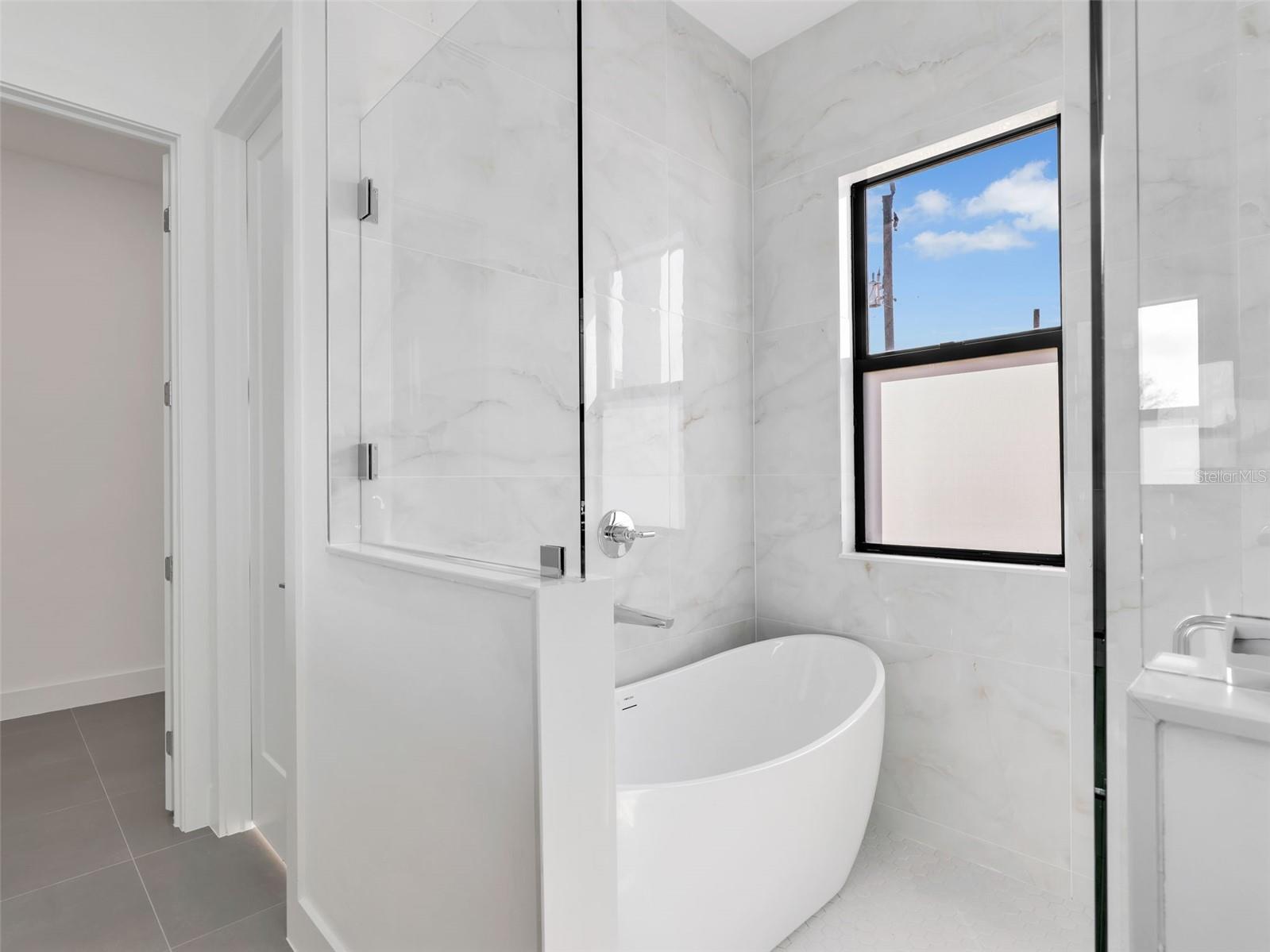 Image 29 of 42 For 6192 Kambach Street