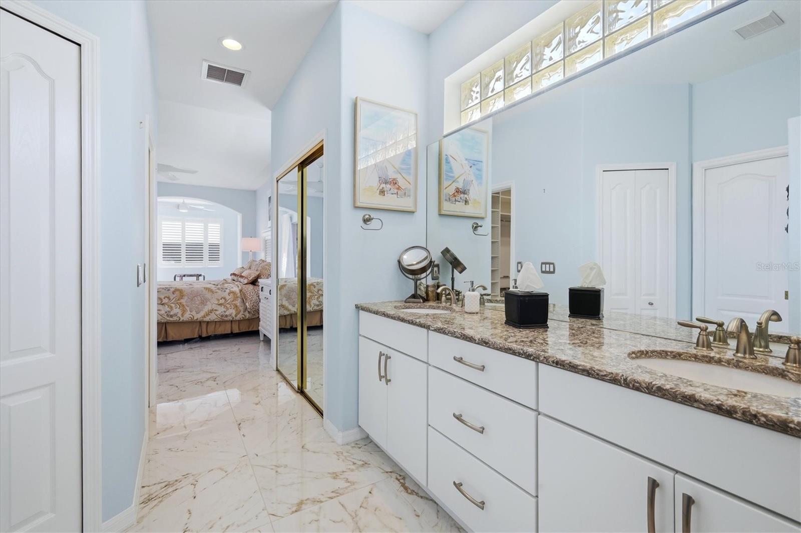 Image 23 of 51 For 8319 Nice Way