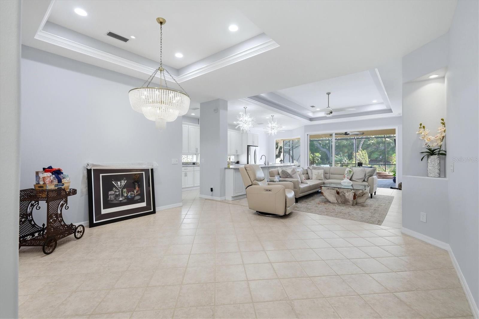 Image 5 of 51 For 8319 Nice Way