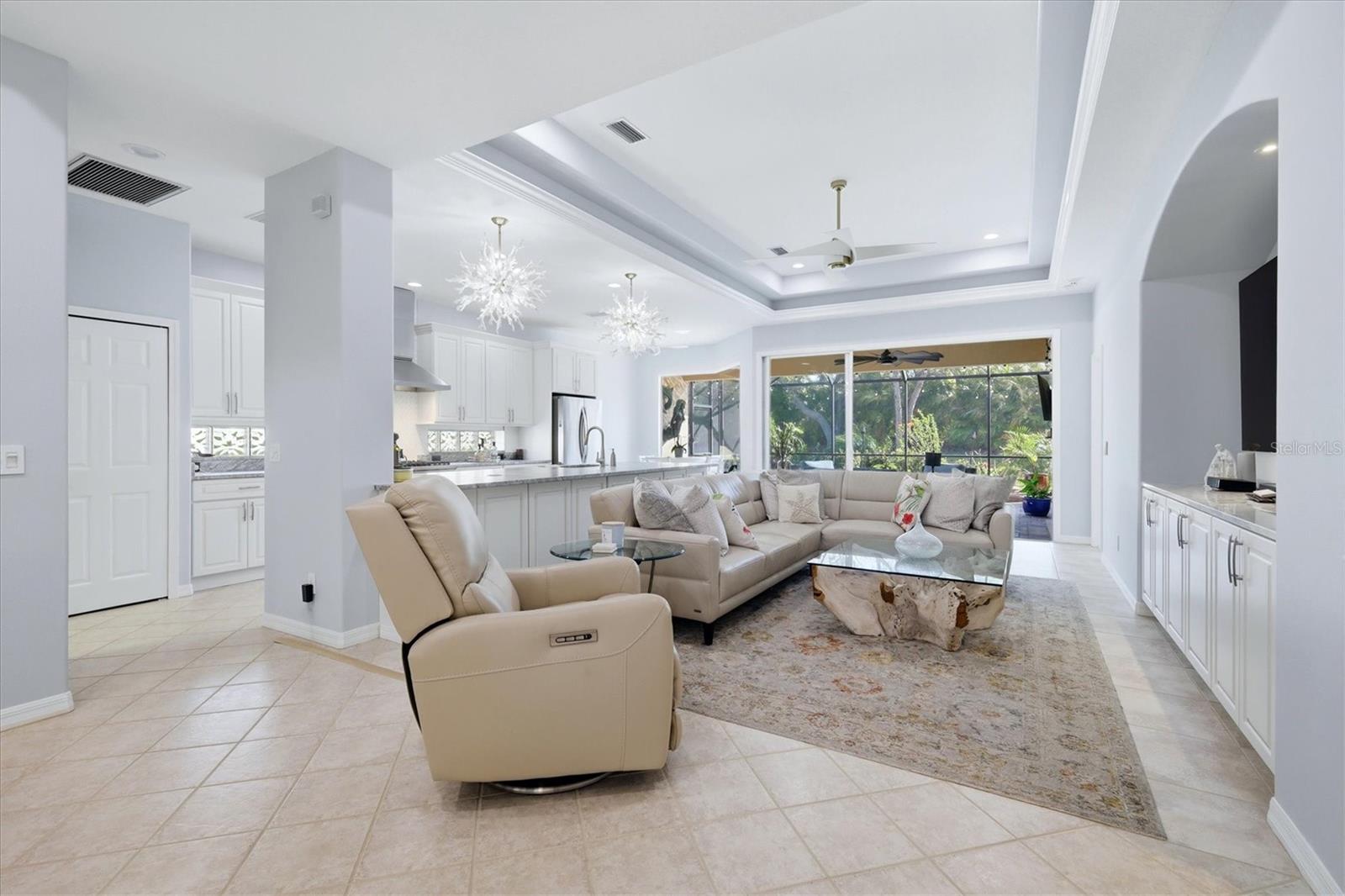 Image 7 of 51 For 8319 Nice Way