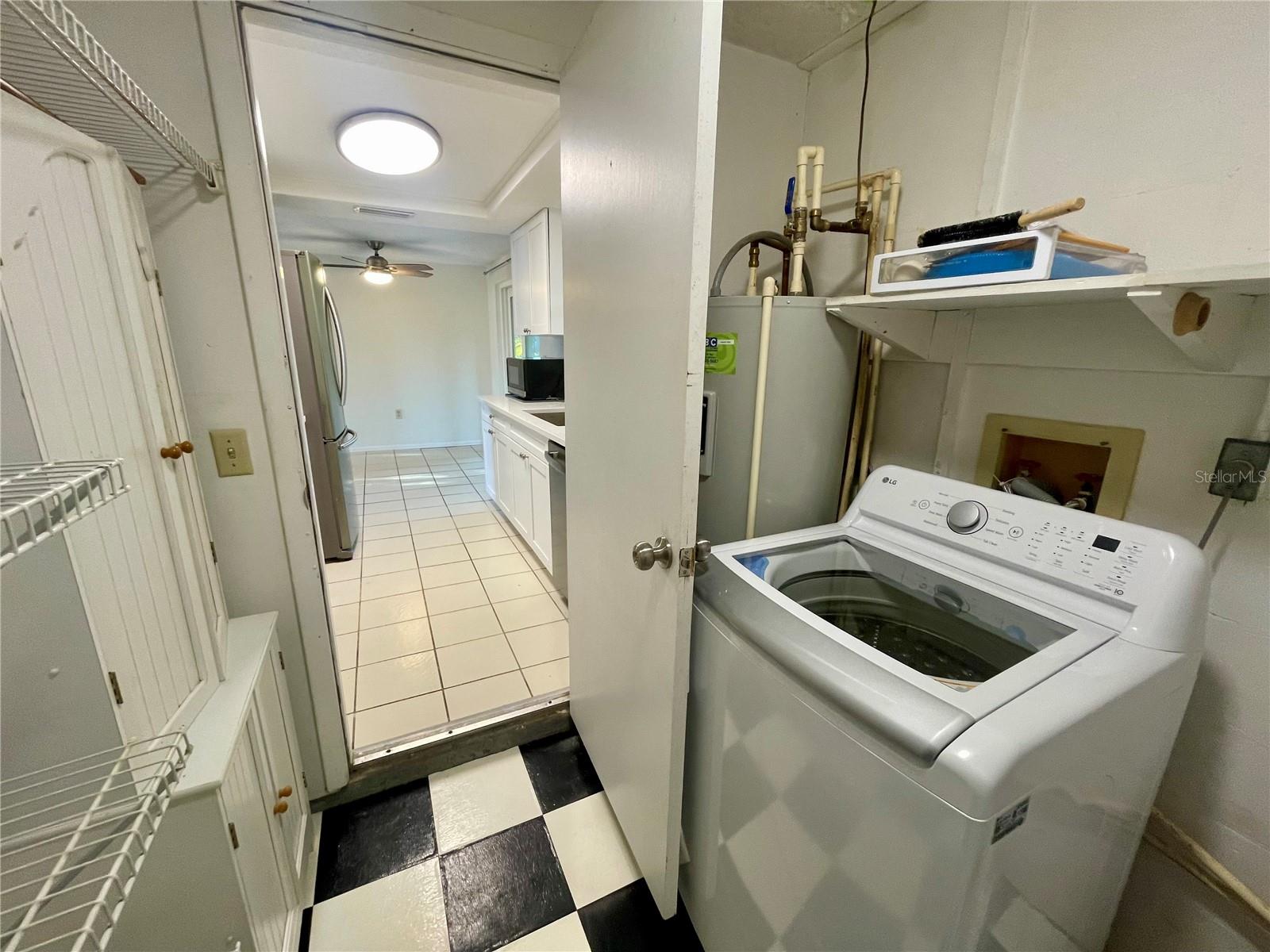 Image 10 of 26 For 5157 Island Date Street