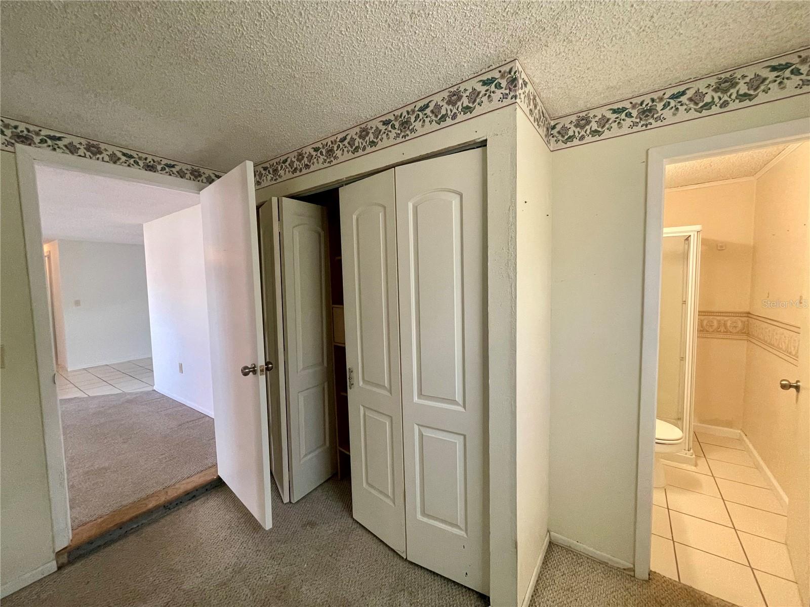 Image 13 of 26 For 5157 Island Date Street