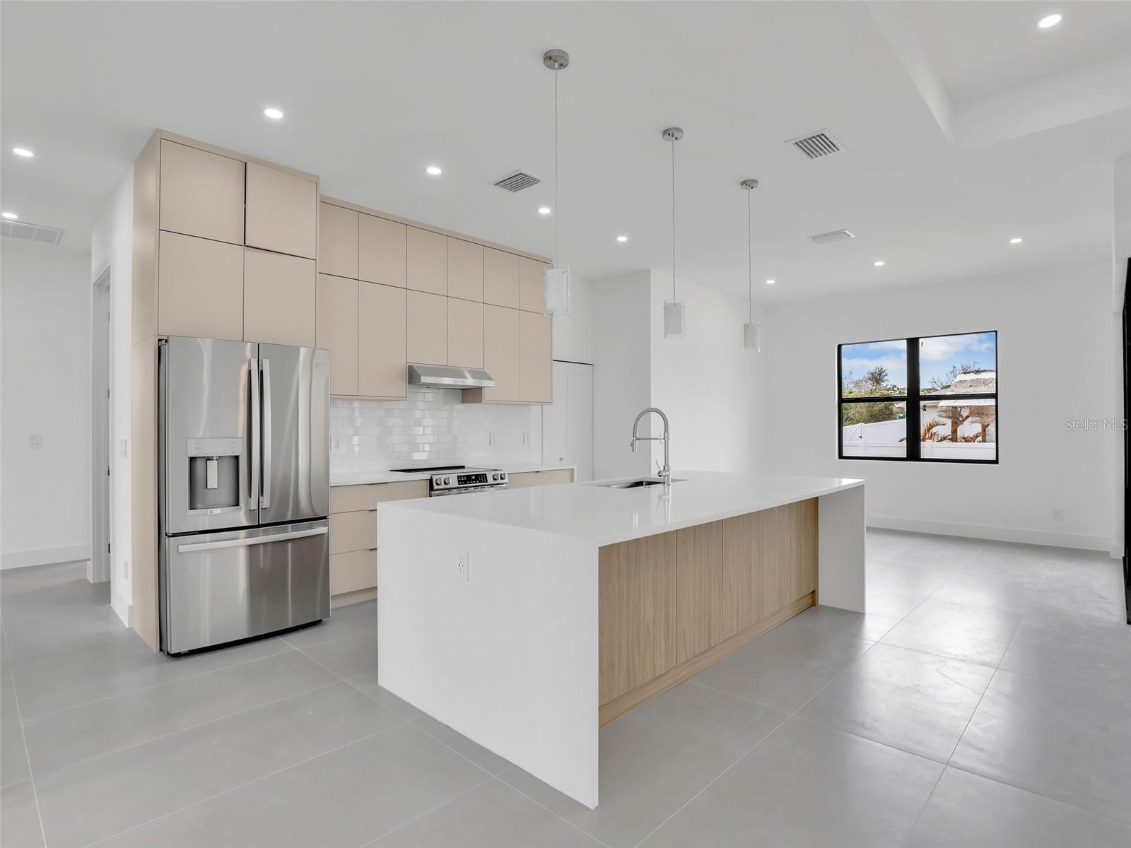 Image 14 of 36 For 6191 Kambach Street