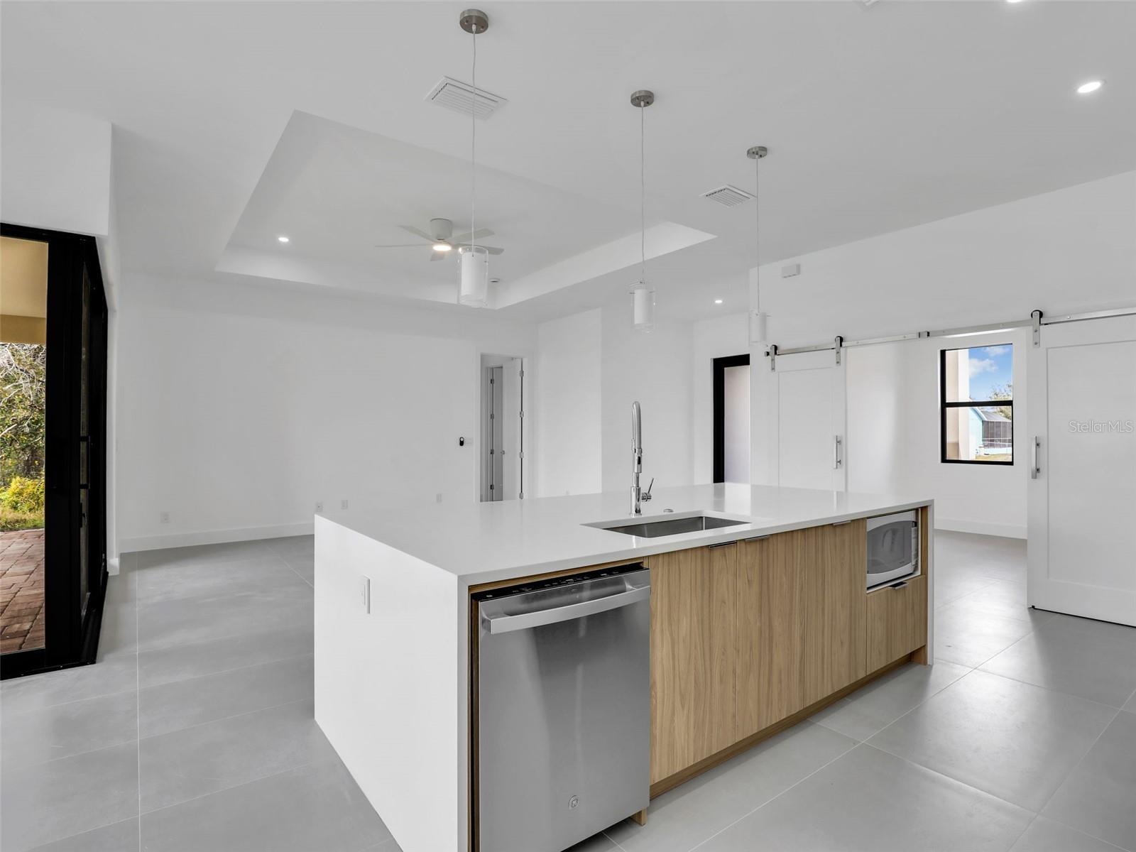 Image 17 of 36 For 6191 Kambach Street