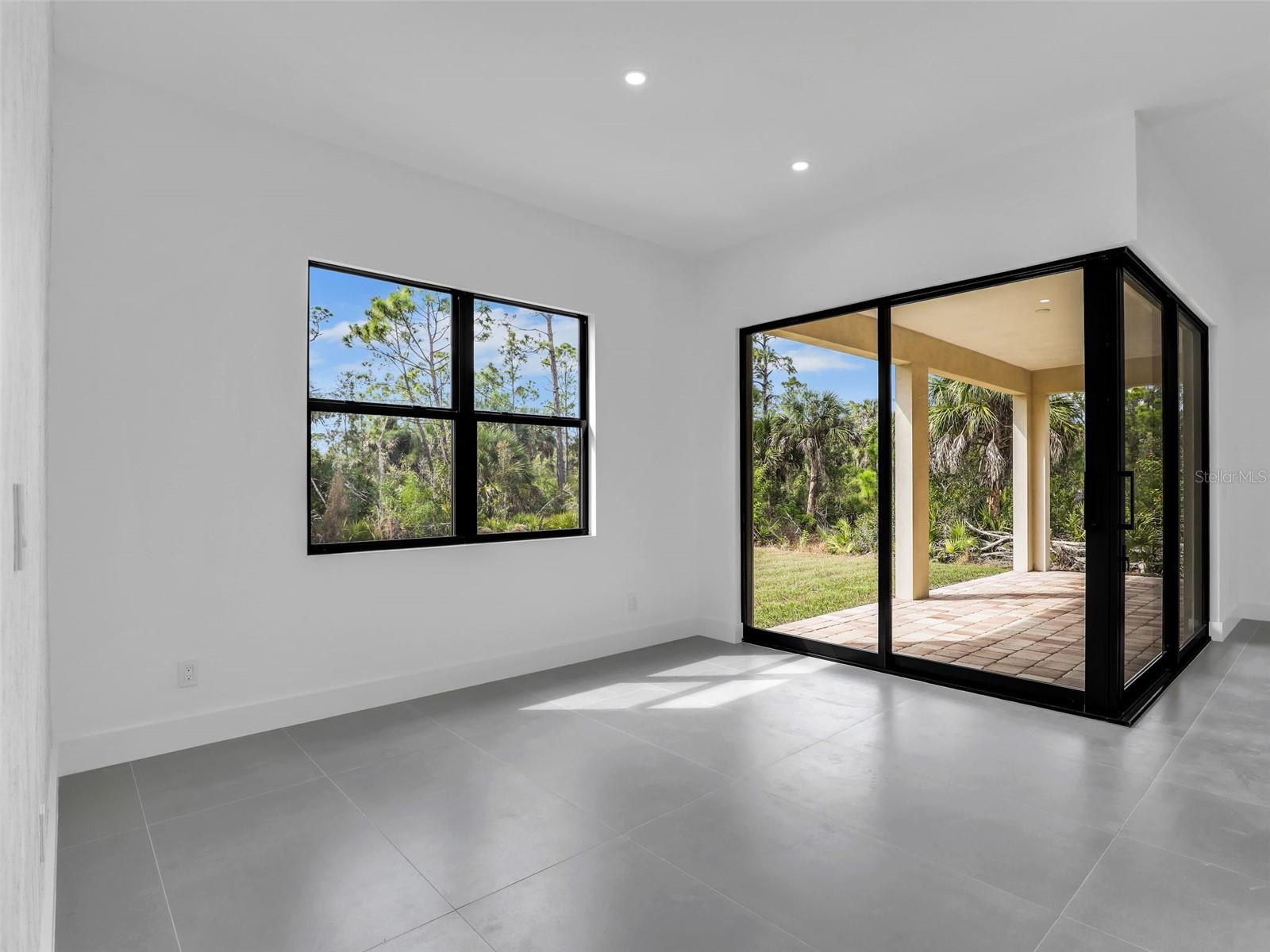 Image 18 of 39 For 6161 Feise Street