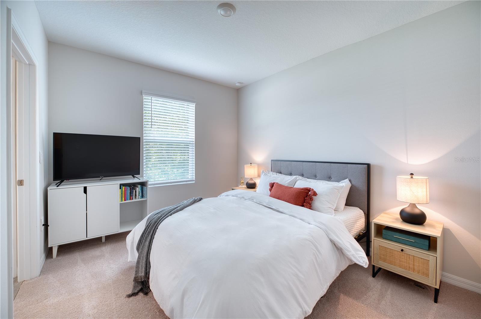 Image 18 of 34 For 6570 Calypso Coral Lane