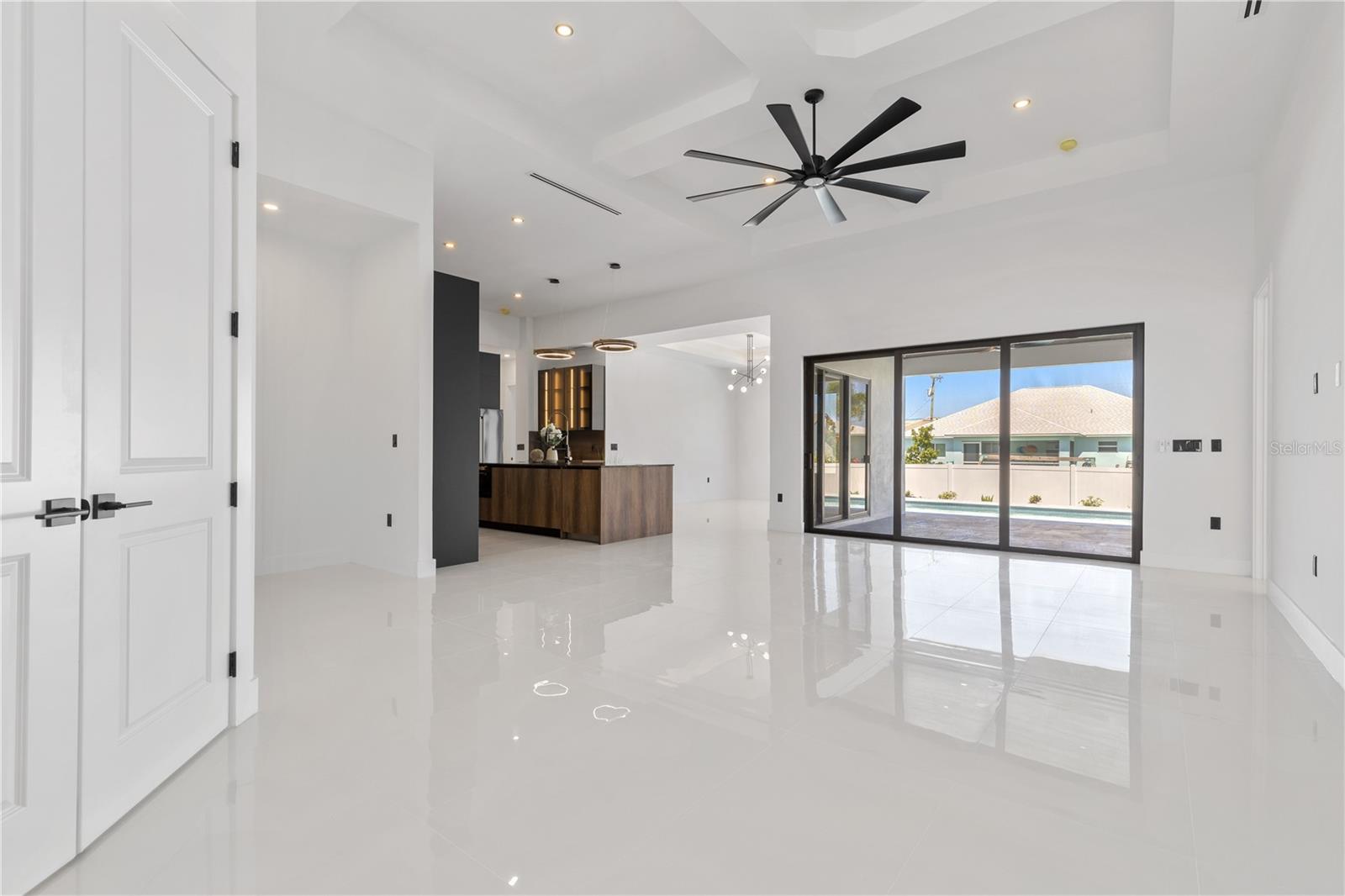 Image 10 of 49 For 3321 3rd Lane