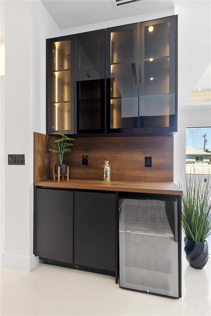 Image 17 of 49 For 3321 3rd Lane