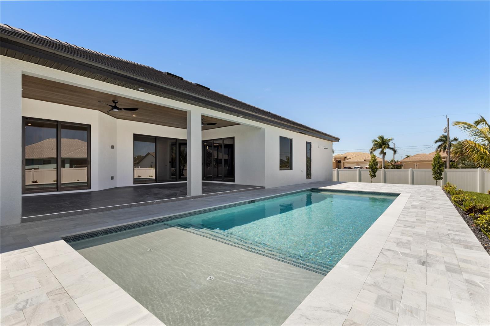 Image 2 of 49 For 3321 3rd Lane