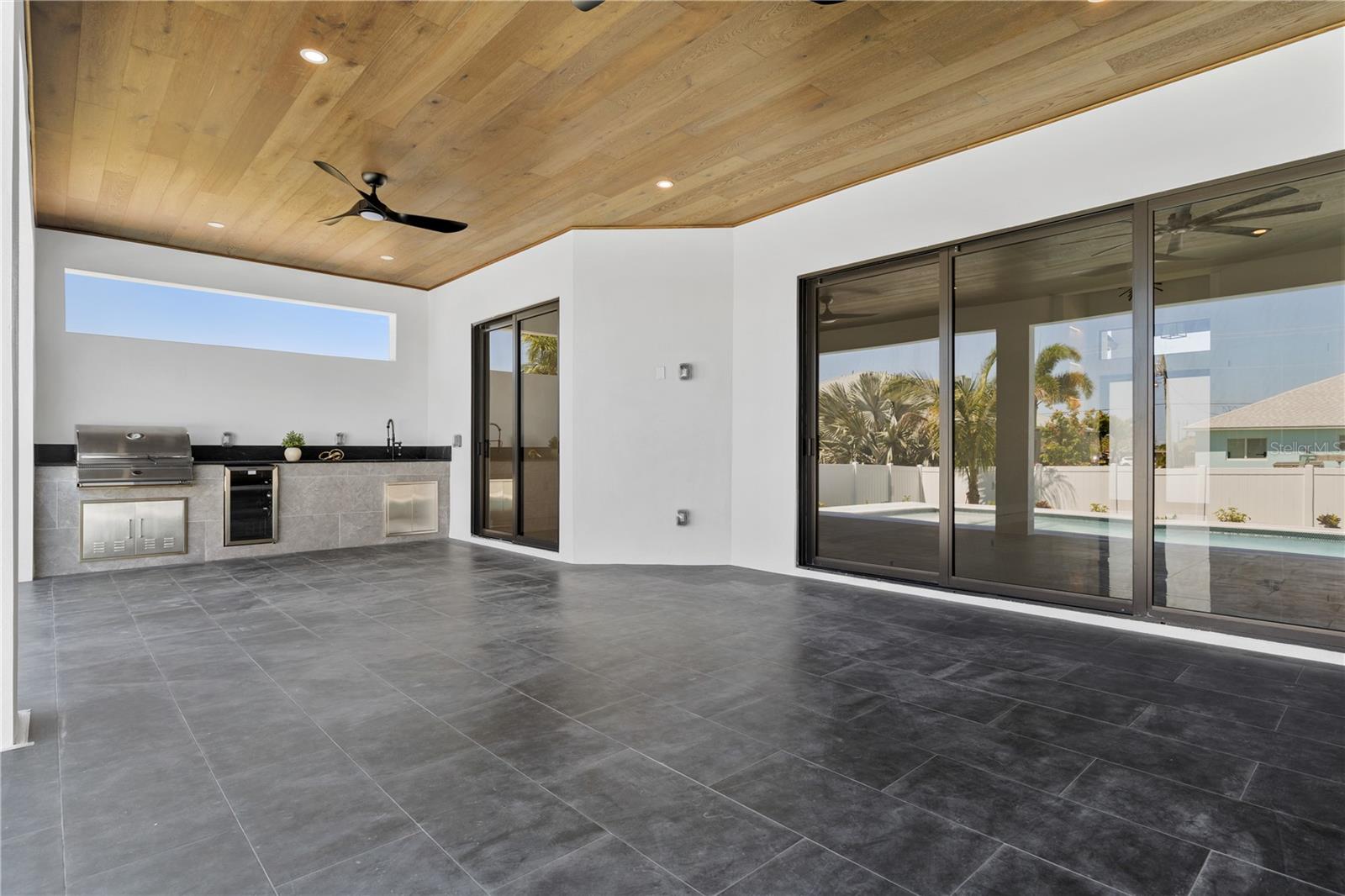 Image 22 of 49 For 3321 3rd Lane