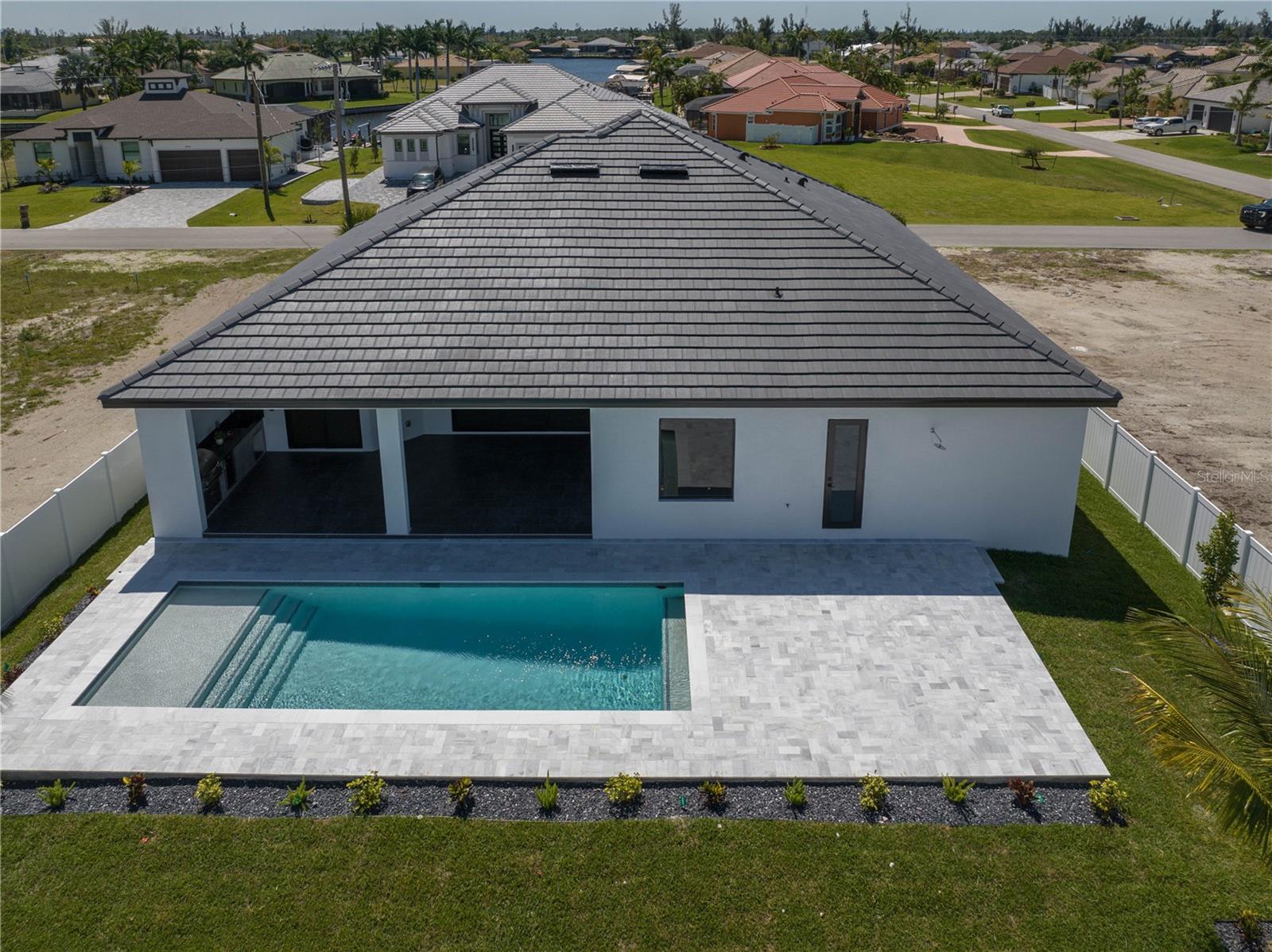 Image 26 of 49 For 3321 3rd Lane