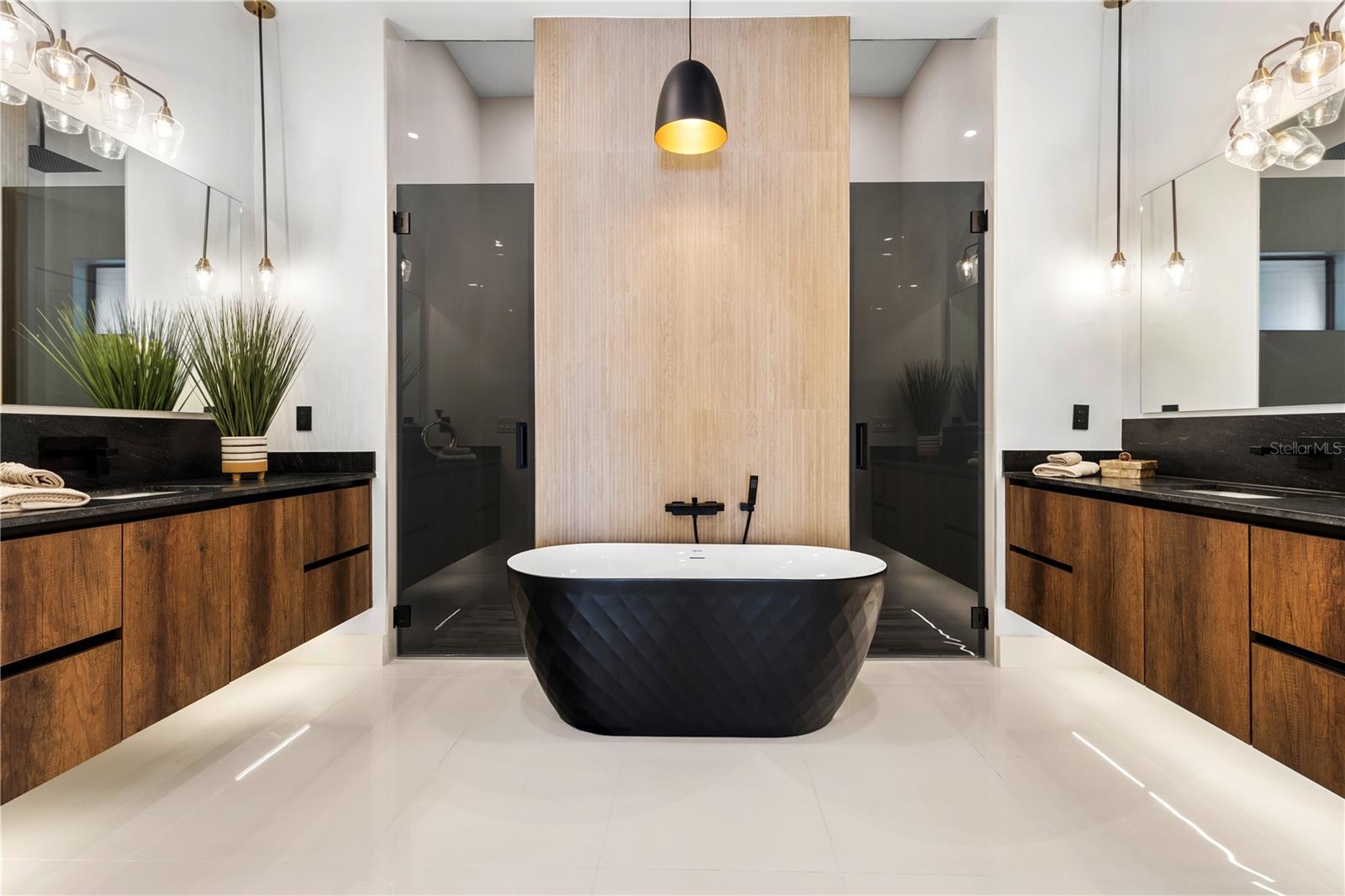 Image 34 of 49 For 3321 3rd Lane