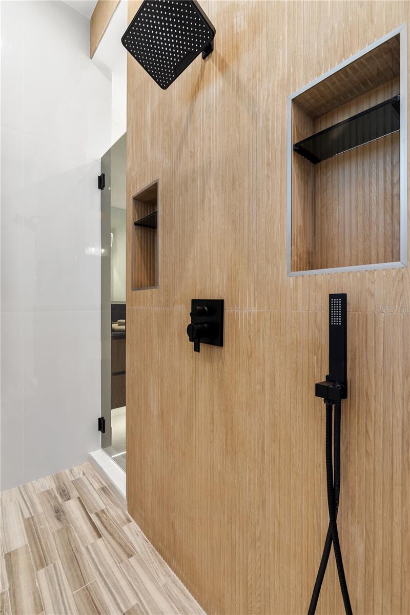 Image 36 of 49 For 3321 3rd Lane