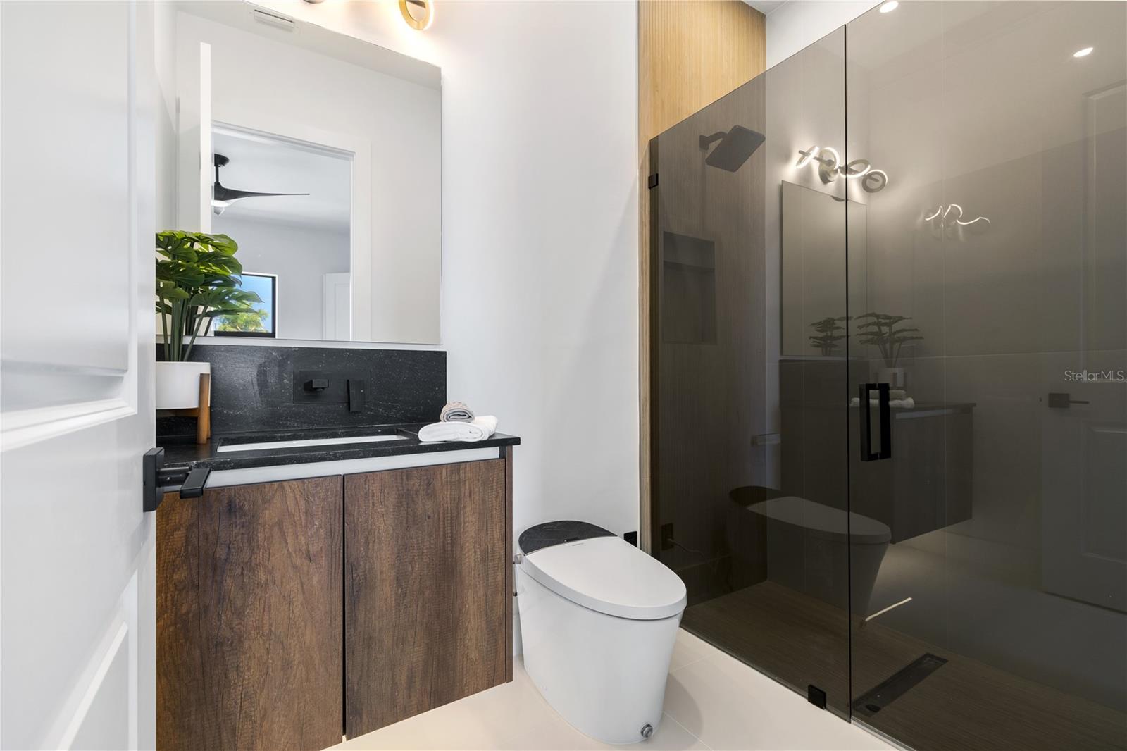 Image 41 of 49 For 3321 3rd Lane