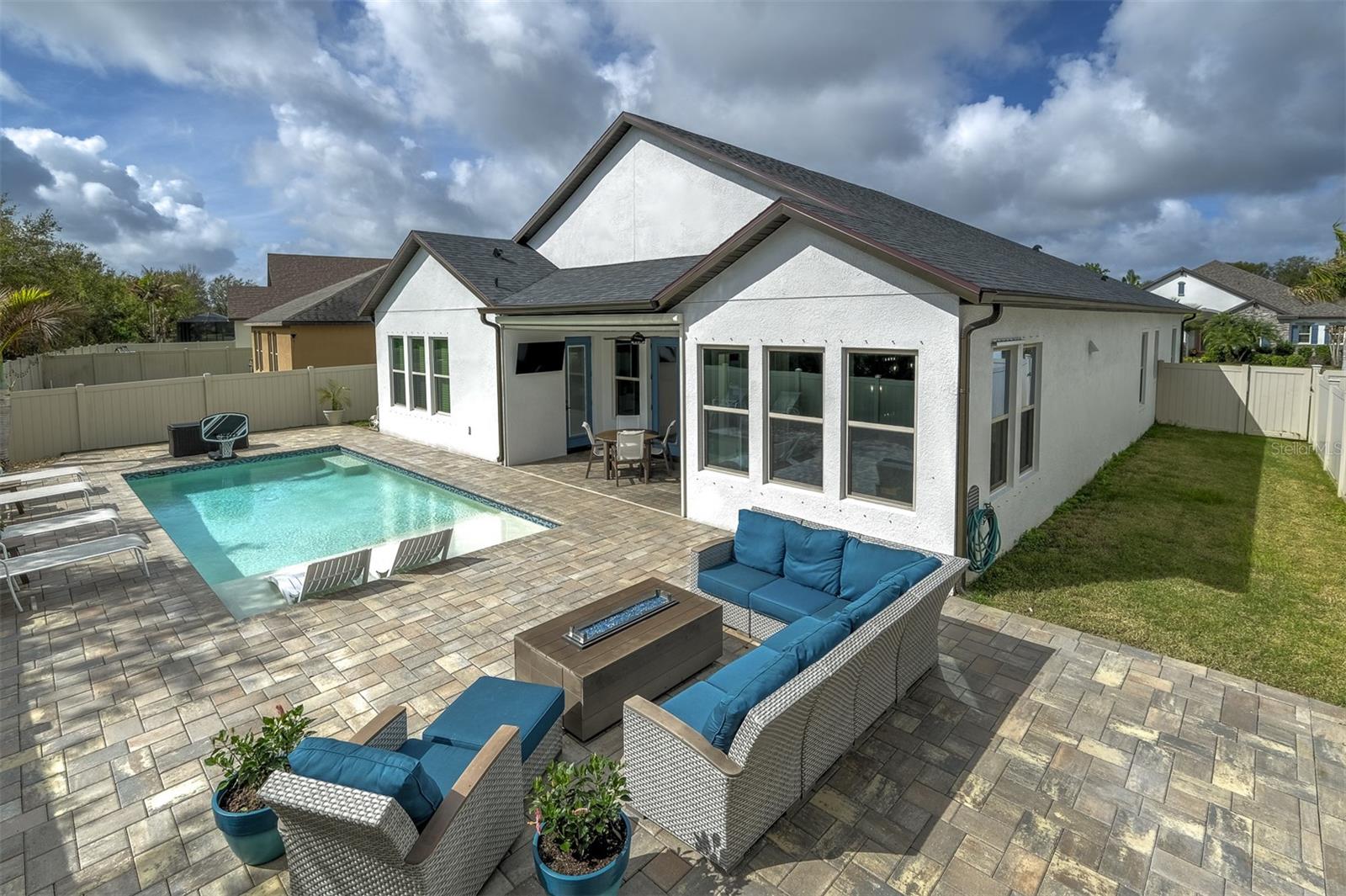 Image 2 of 4 For 747 116th Court Ne