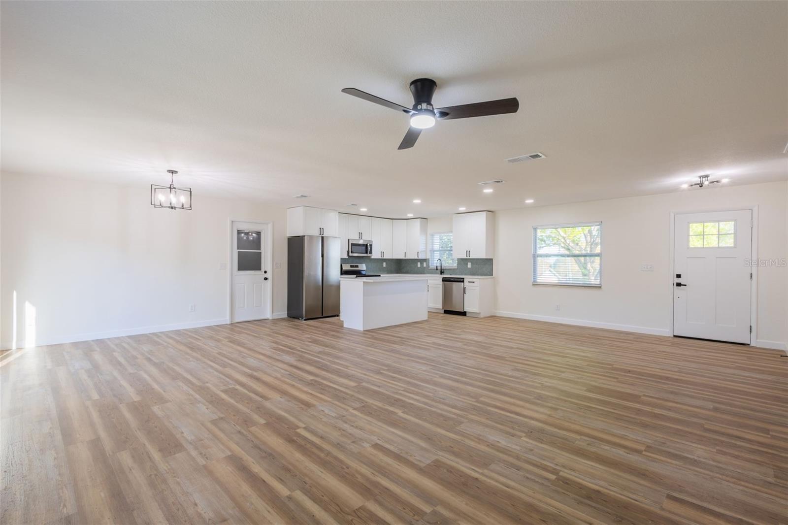 Image 7 of 47 For 1517 Hallam Court N