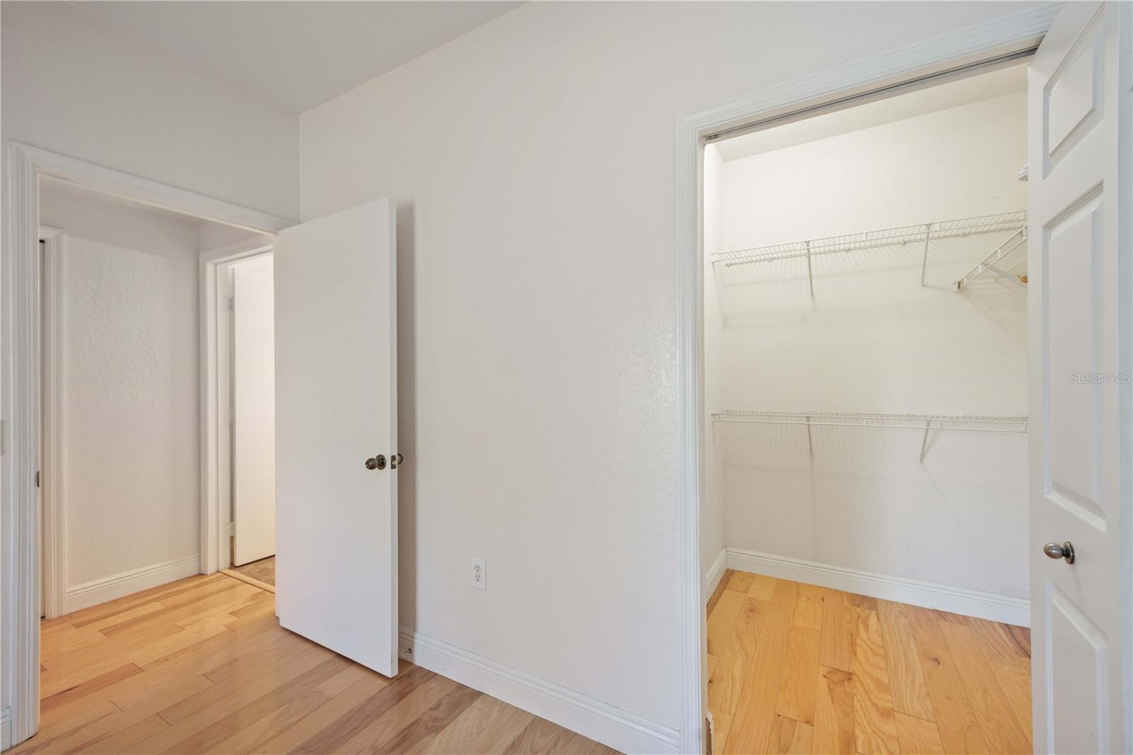 Image 14 of 25 For 5146 Northridge Road 210