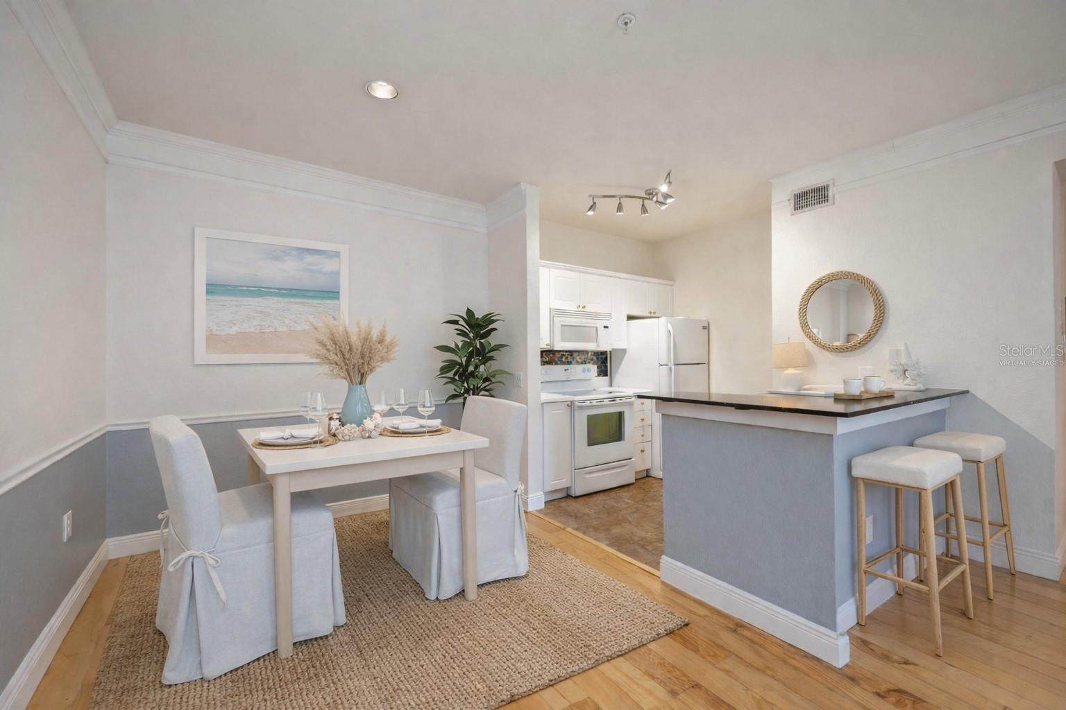 Image 6 of 25 For 5146 Northridge Road 210