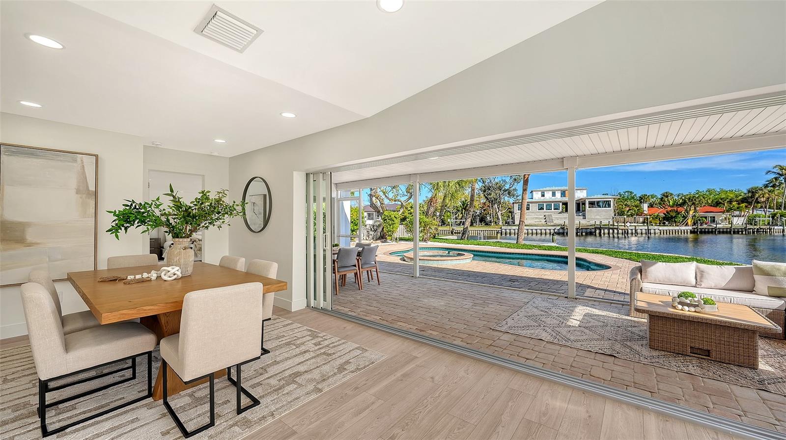 Image 21 of 96 For 339 Treasure Boat Way