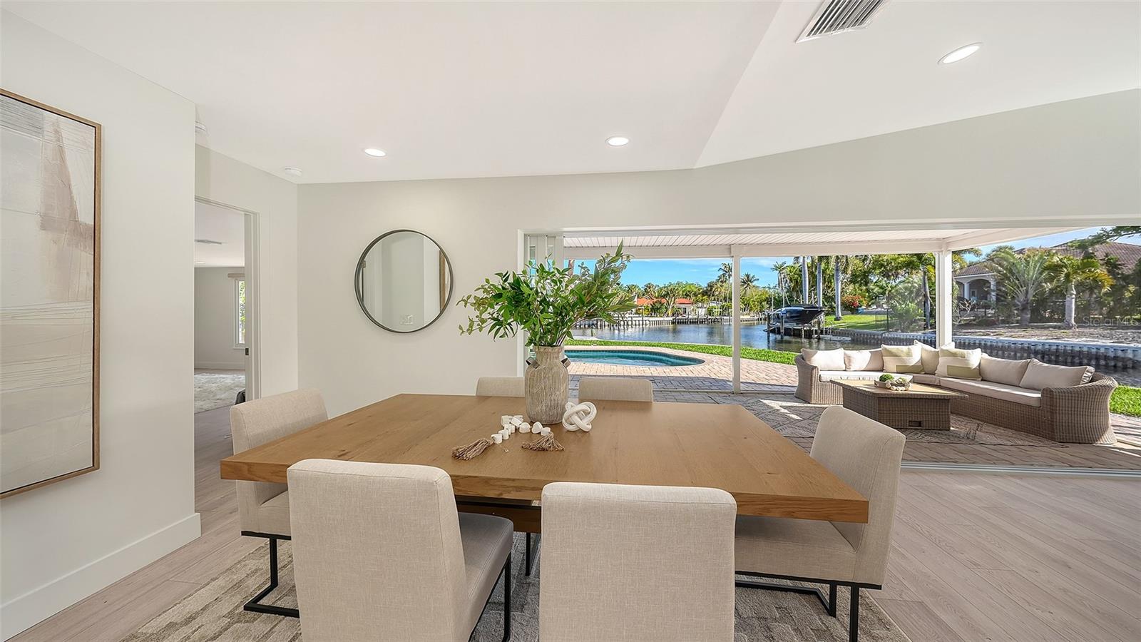 Image 22 of 96 For 339 Treasure Boat Way