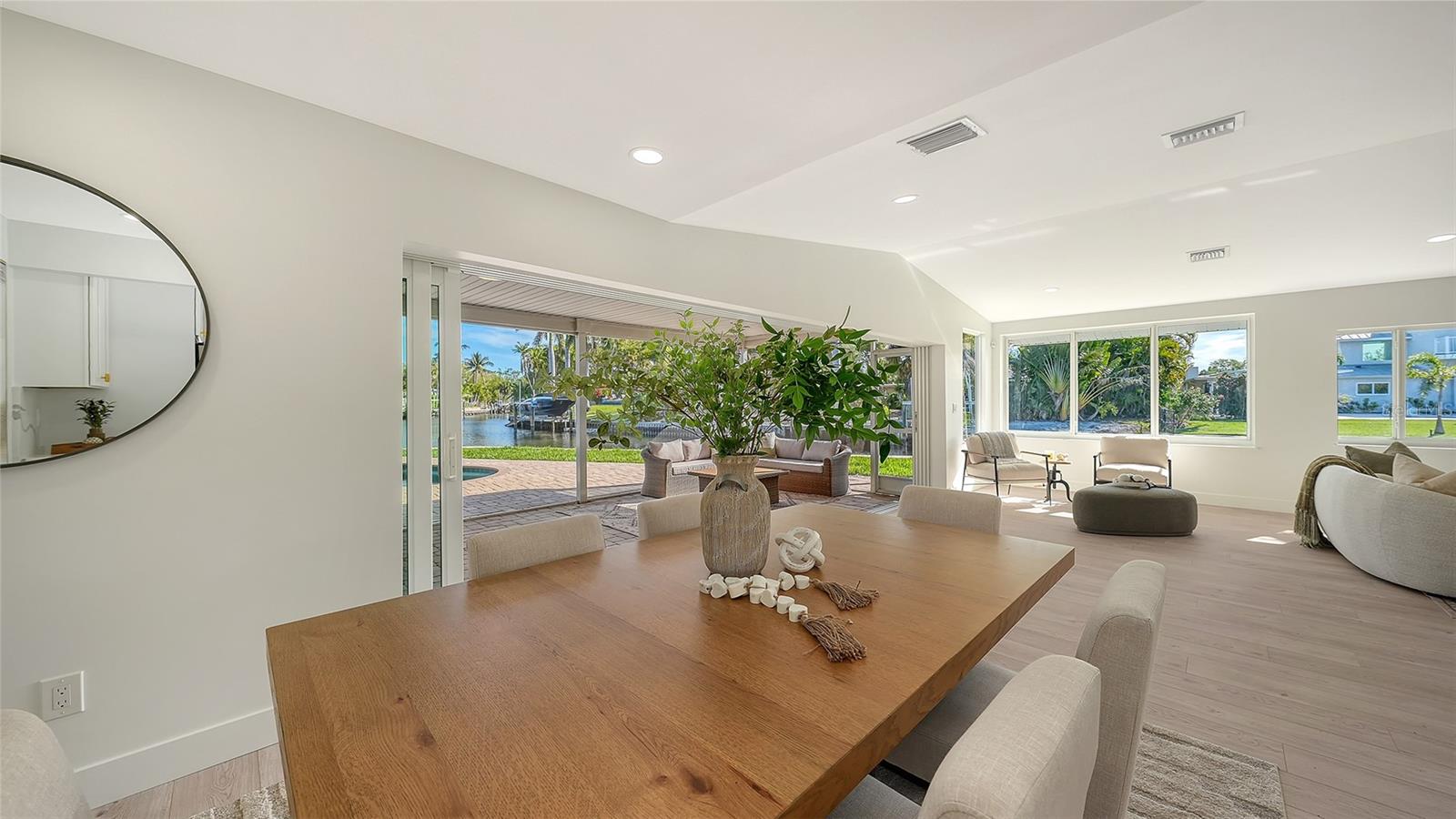 Image 23 of 96 For 339 Treasure Boat Way