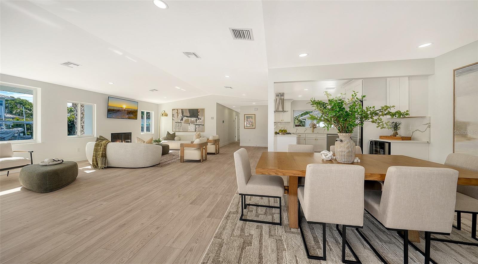 Image 24 of 96 For 339 Treasure Boat Way