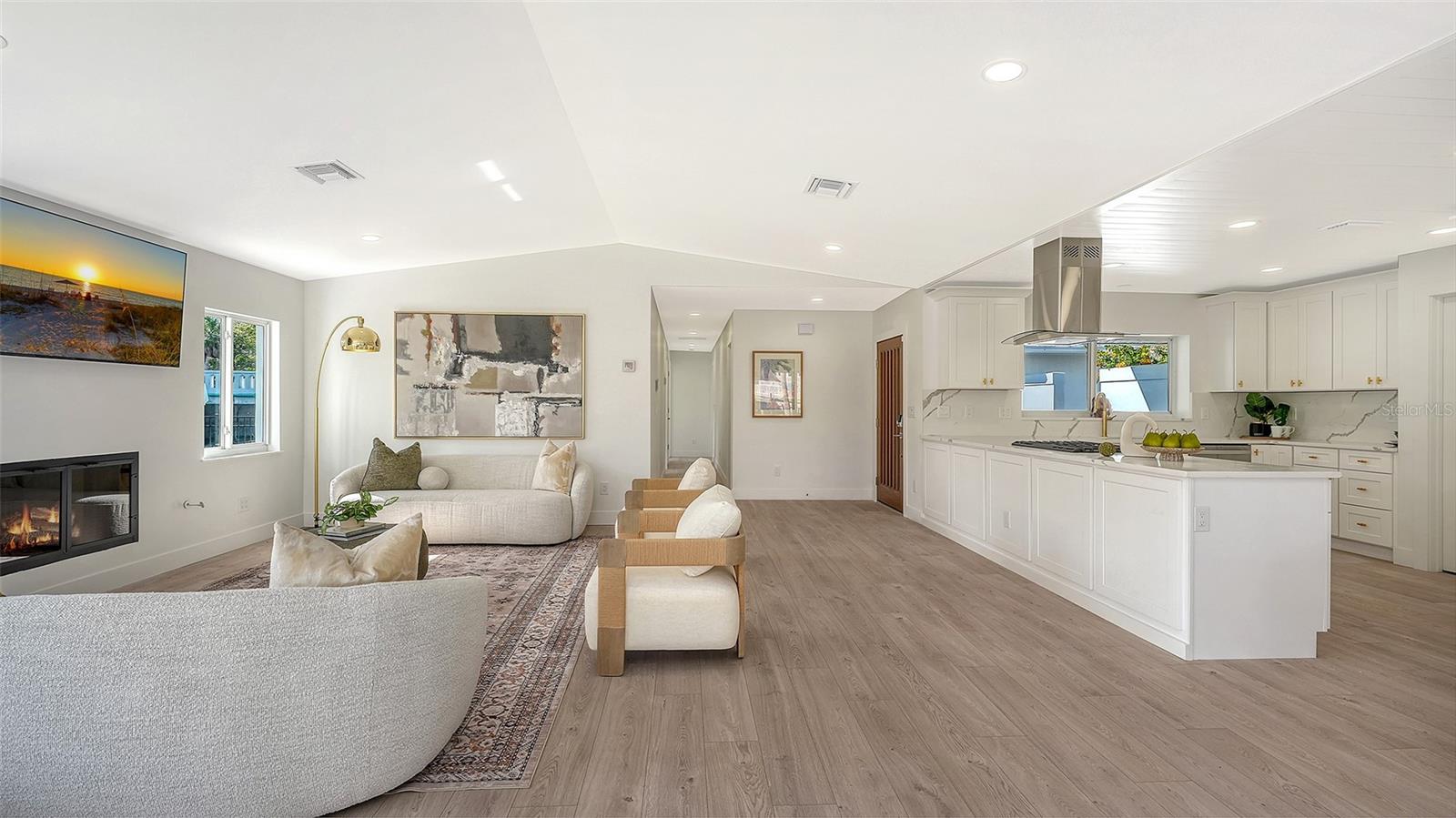 Image 25 of 96 For 339 Treasure Boat Way