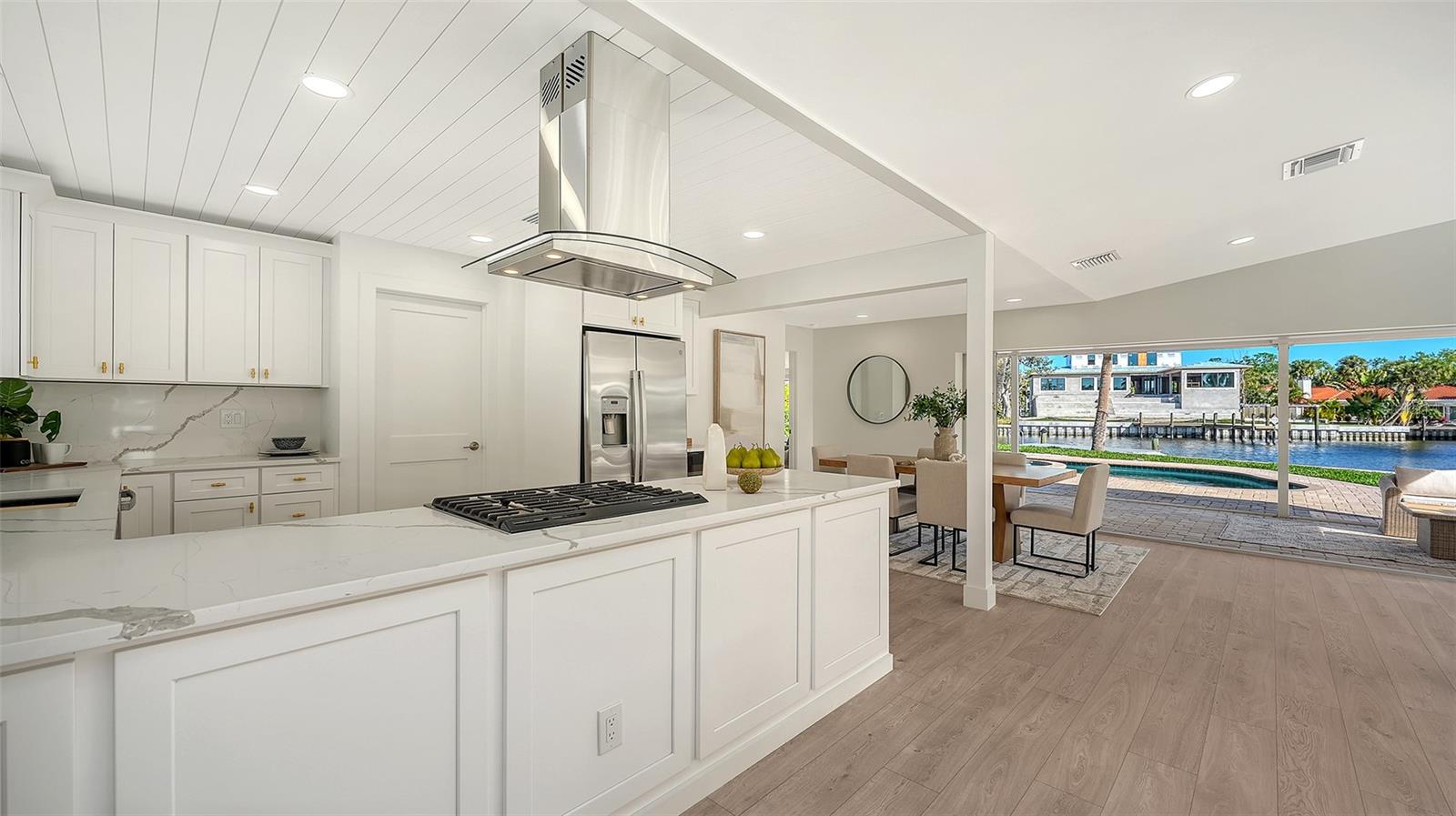 Image 28 of 96 For 339 Treasure Boat Way