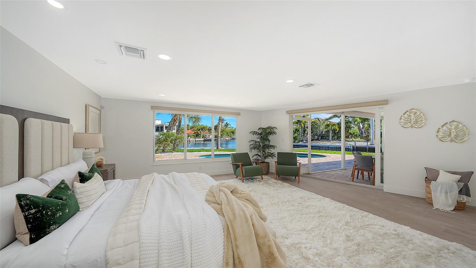 Image 34 of 96 For 339 Treasure Boat Way